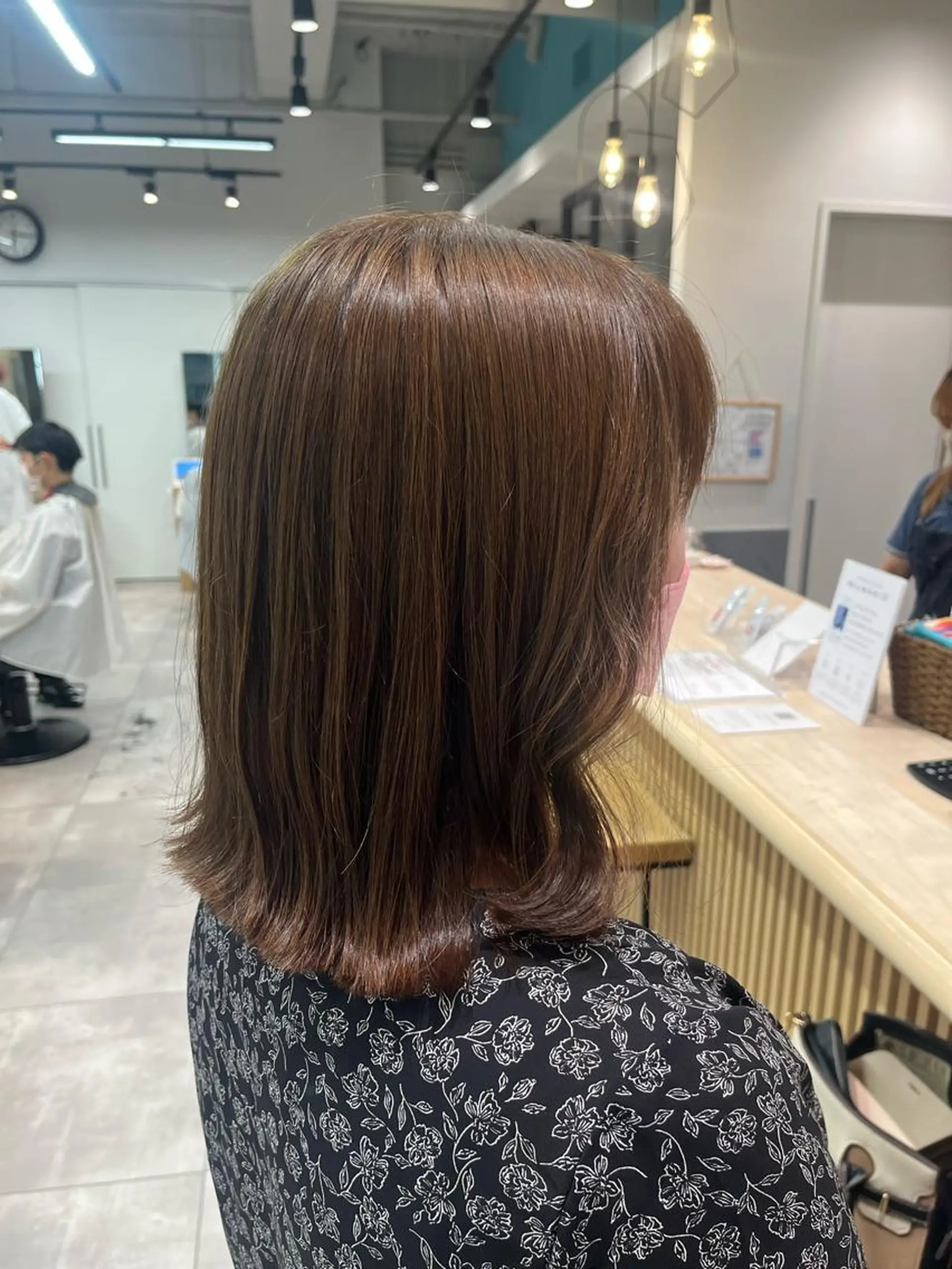ミディアム カラー ブラウンカラー ヘアカラー トリートメント おおや みゆのマツエク・マツパデザイン