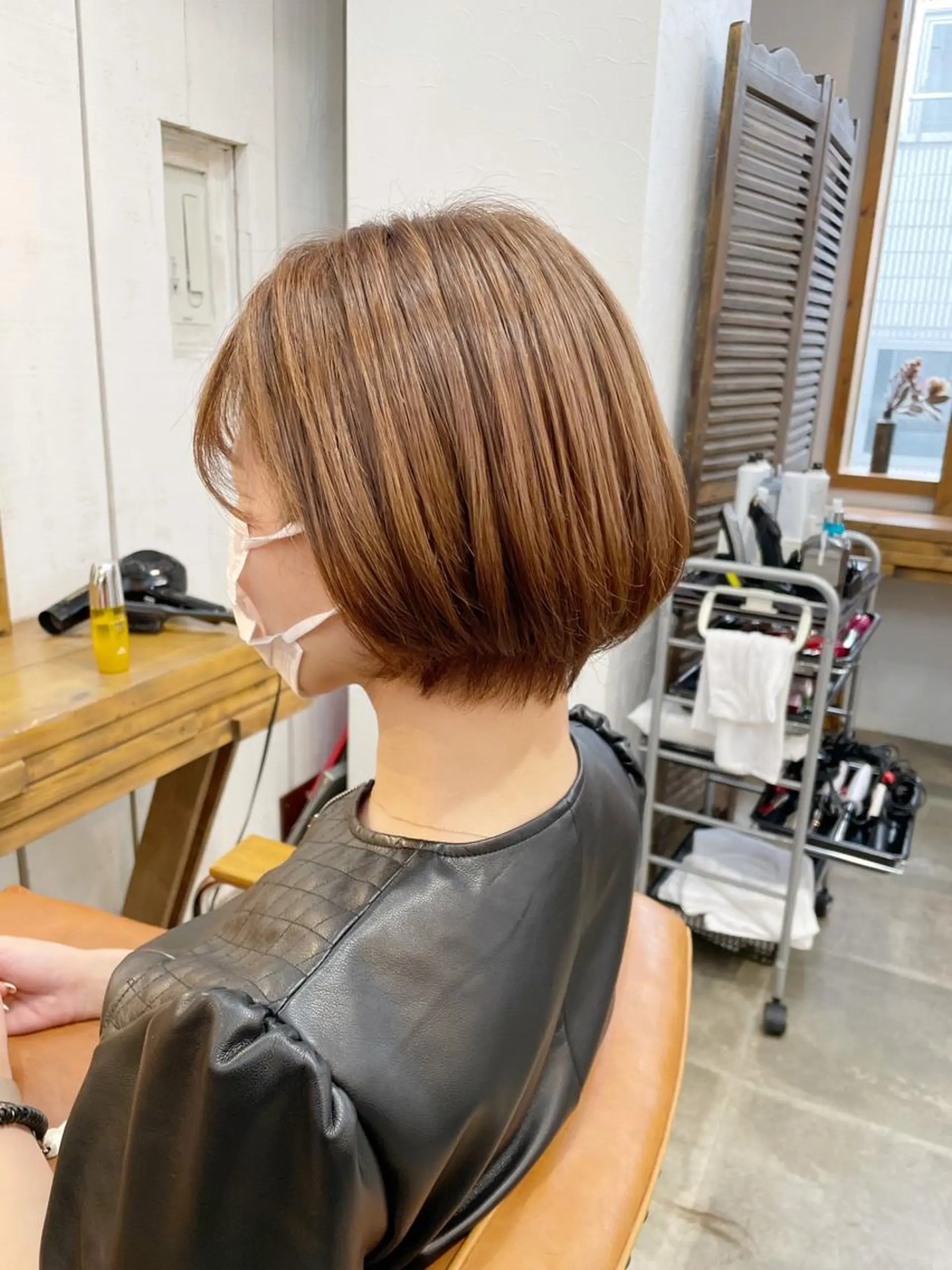 ショート カラー ショートボブ ハンサムショート ブリーチ ブリーチなしカラー ボブ カット ヘアカラー newline銀座所属・銀座ショート/ 大人ショート/金子涼のヘアスタイル