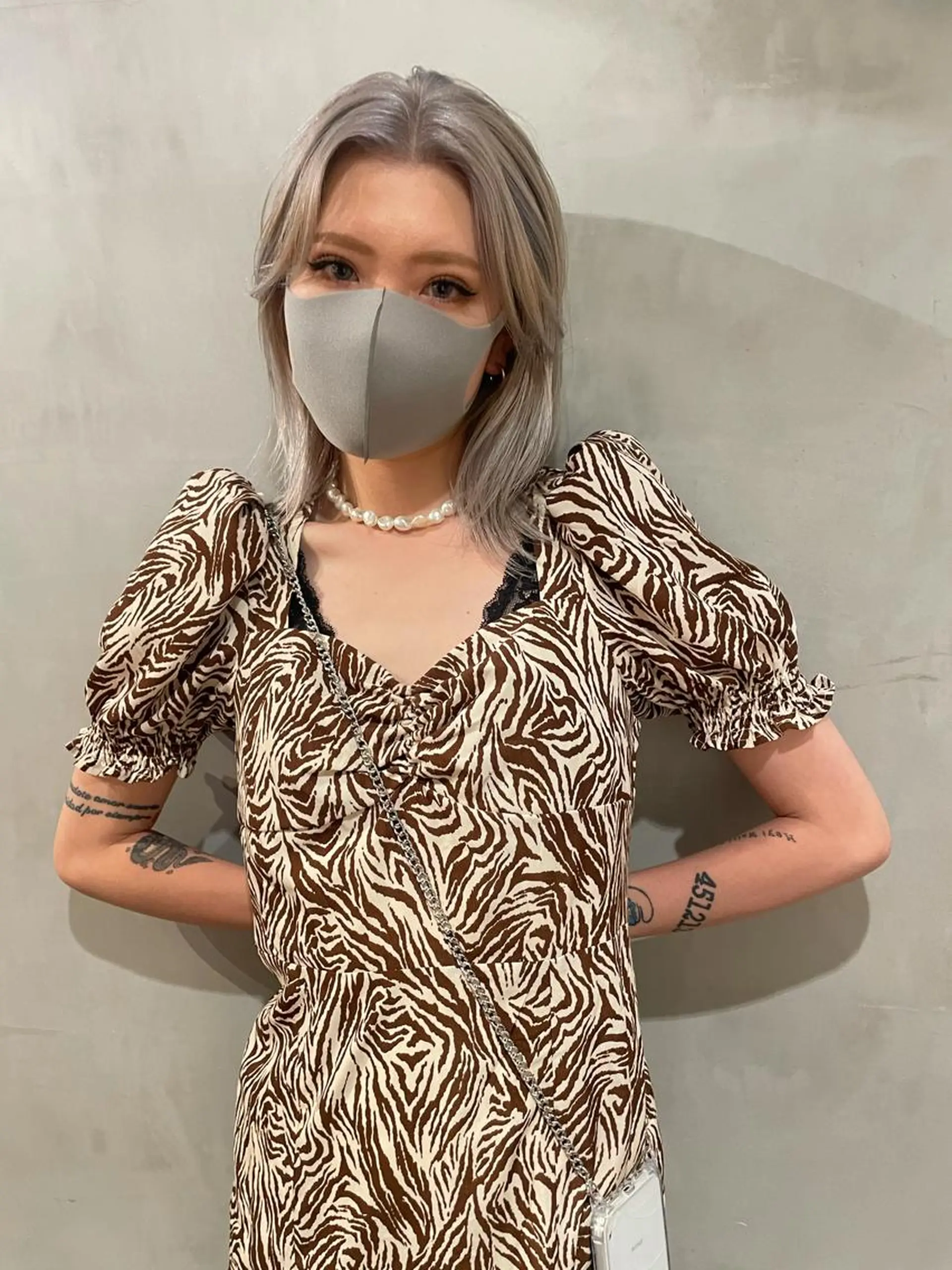 ミディアム カラー カット ヘアカラー トリートメント 優 作のヘアスタイル