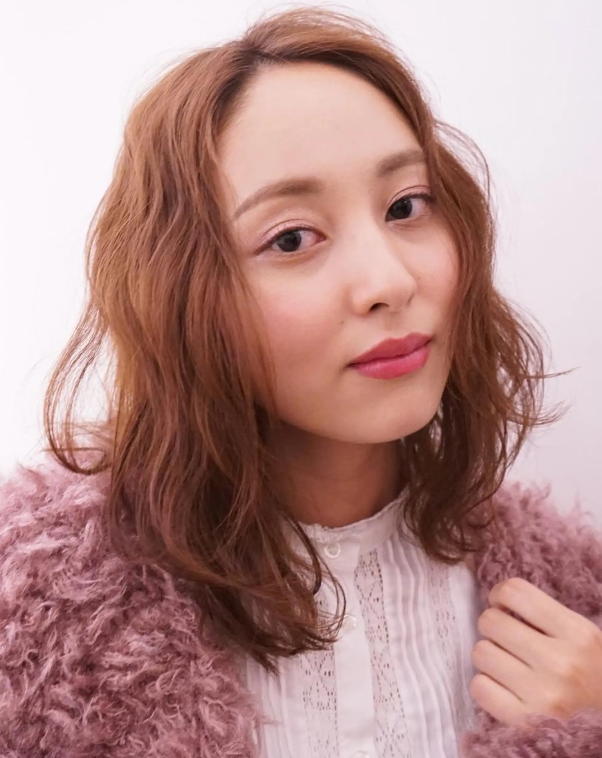 セミロング カラー パーマ ヘアアレンジ セミロングパーマ ベージュカラー ブラウンカラー ブラウンベージュ カット ヘアカラー 可愛いを作る神 ナオヒロのヘアスタイル