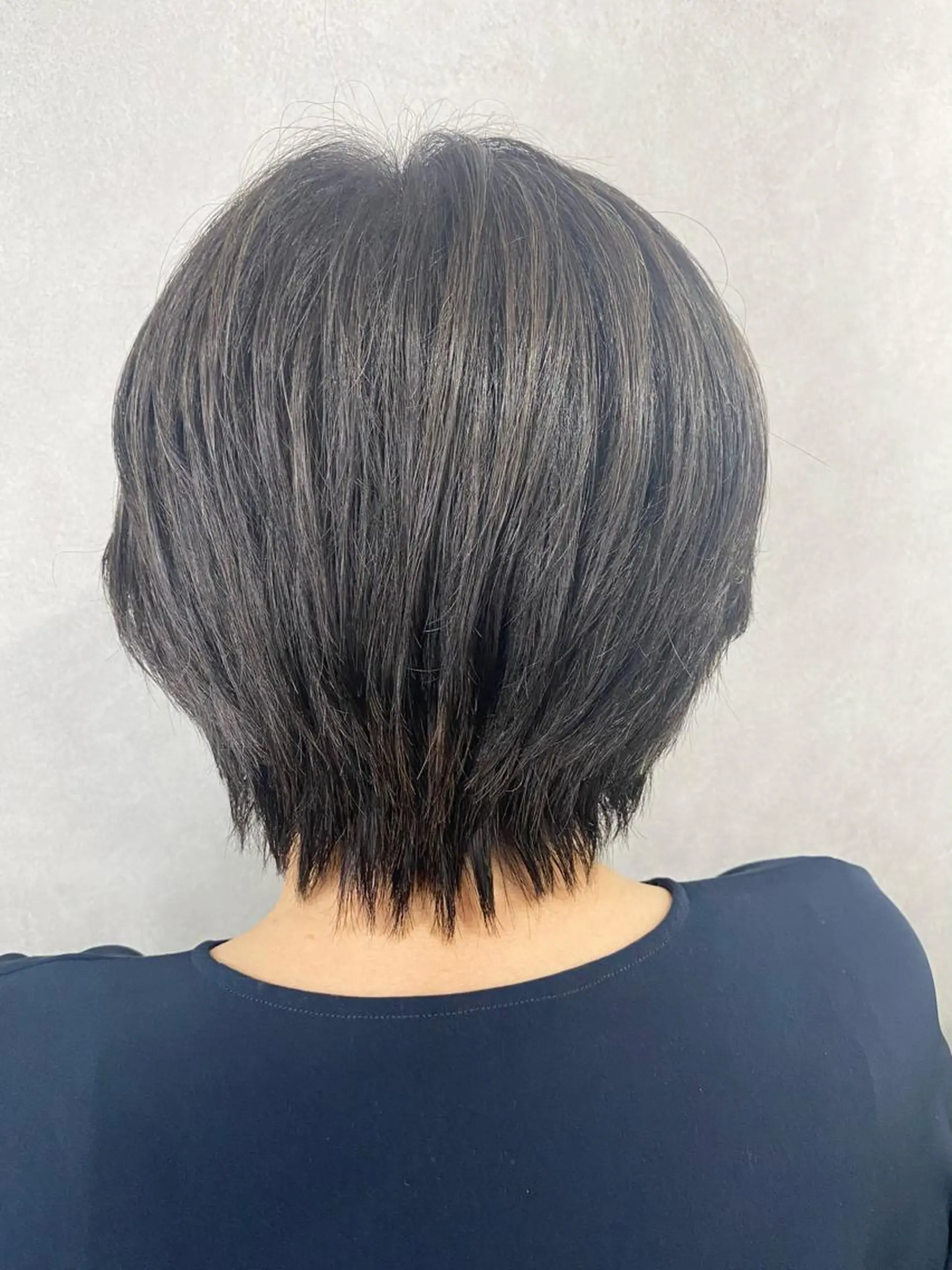 ショート ヘアカラー トリートメント _White所属・ＳＨＩ ＺＵのヘアスタイル
