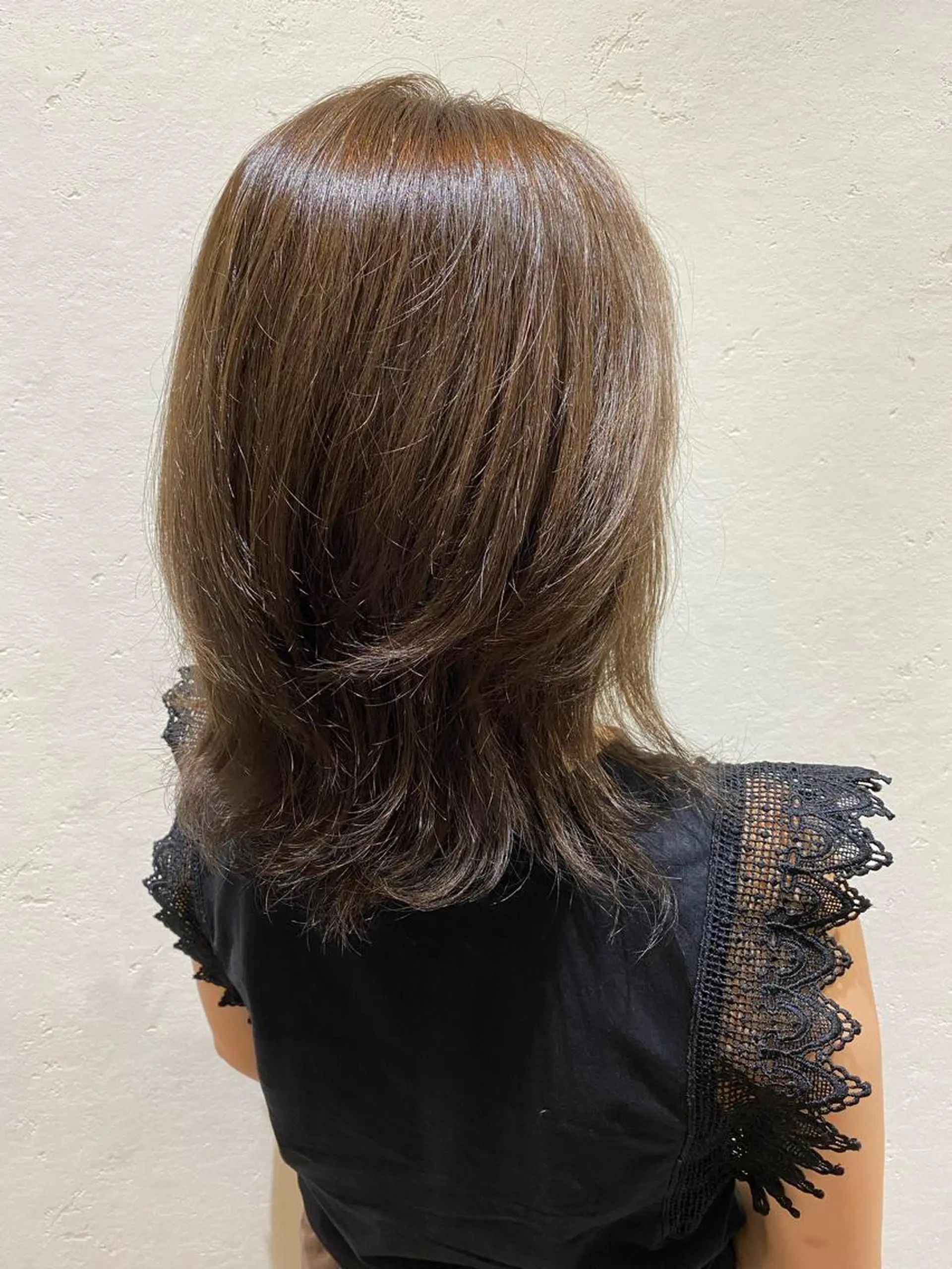 カラー フェニーチェ高崎所属・鶴谷 麻衣のヘアスタイル