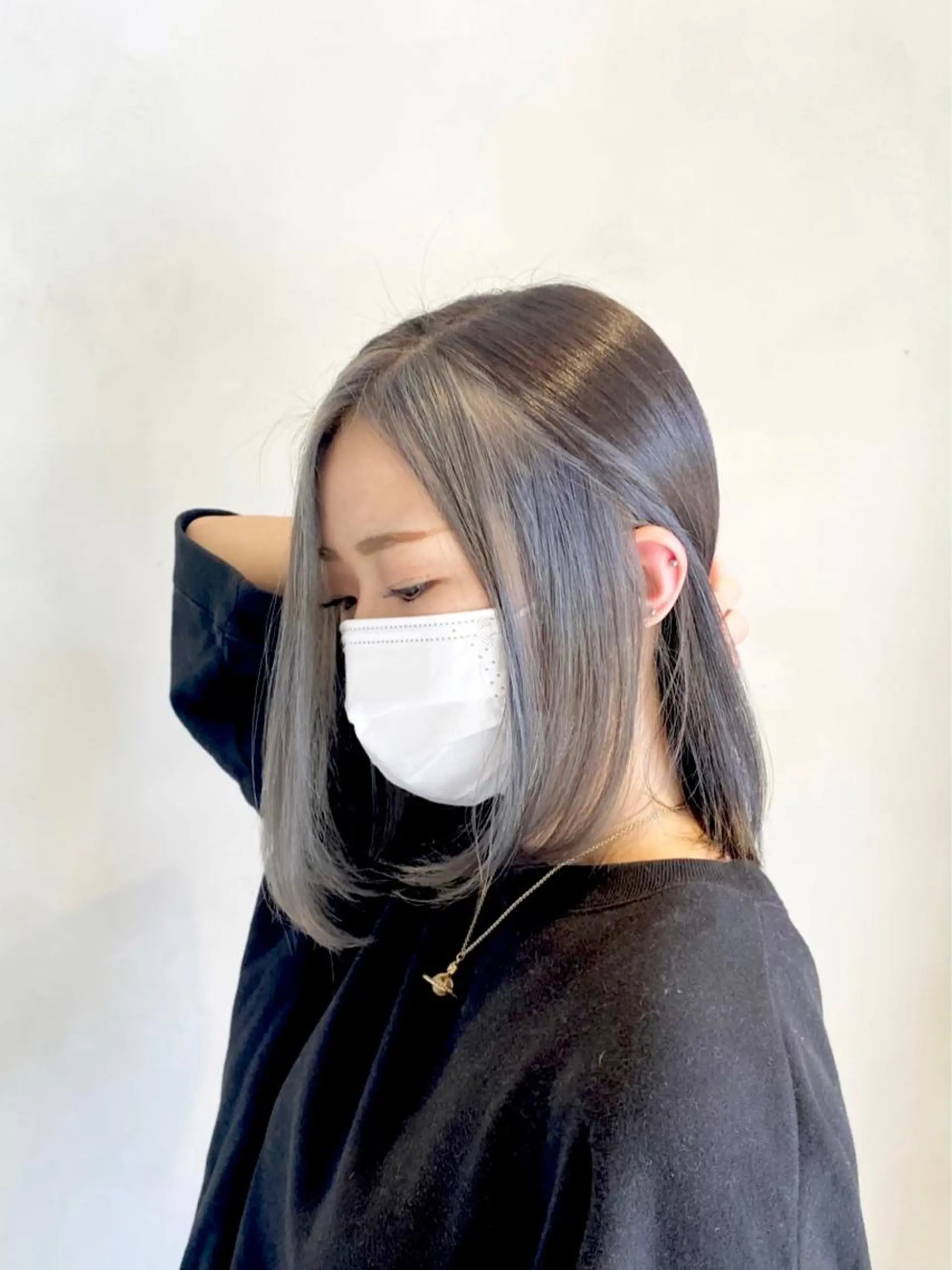 ミディアム ミストバング ヘアカラー motel所属・モデルや芸能人も通う ✨マンツーマンサロンのヘアスタイル