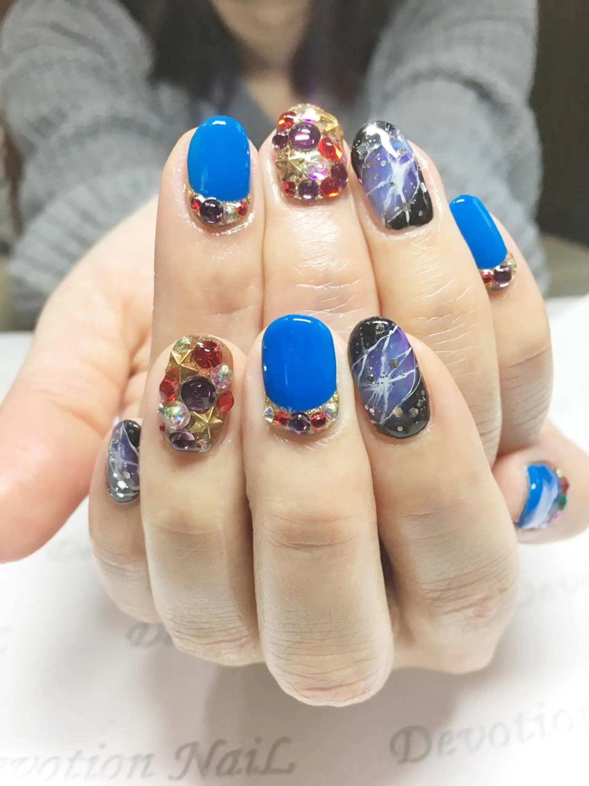 ネイル Devotion  NaiL 八王子店のネイルデザイン