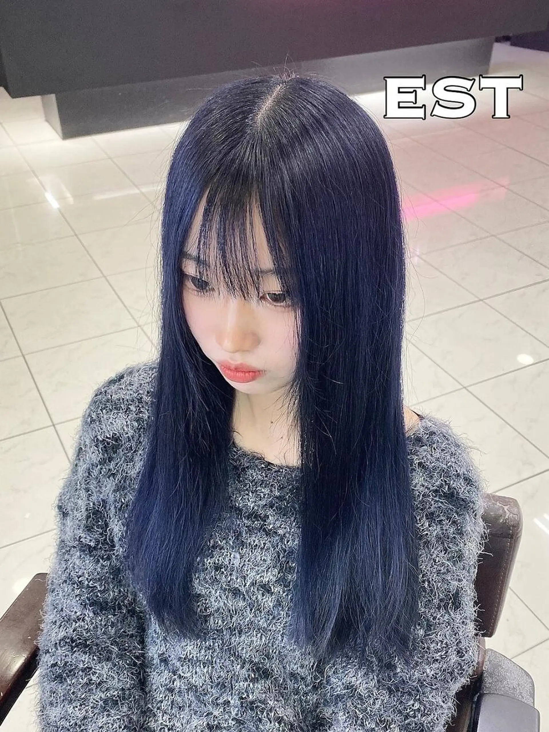 ロング ヘアアレンジ シールエクステ パープルカラー エクステ ハイライト 髪質改善 M. KURUMIのヘアスタイル