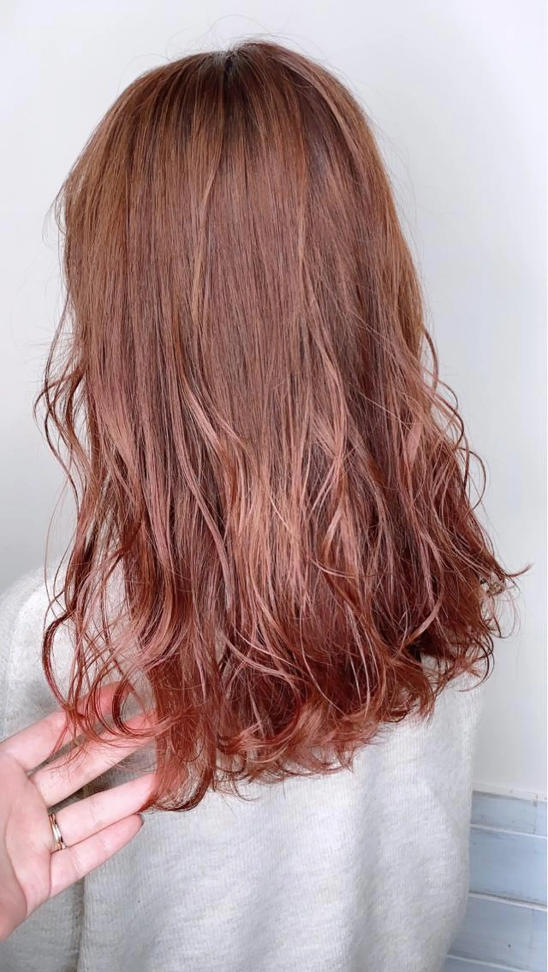 ロング カラー ヘアアレンジ ブラウンカラー ピンクカラー ピンクブラウン ヘアカラー トリートメント まつげと美容室/ 個室/瀬戸 一菜のヘアスタイル
