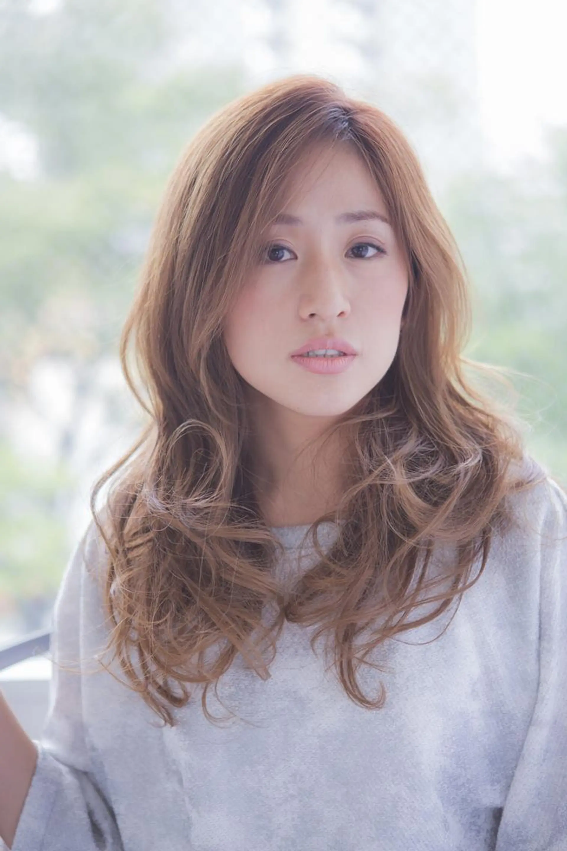 セミロング カラー パーマ 透明感カラー 小顔カット ✨hair make flencia✂️✨のヘアスタイル