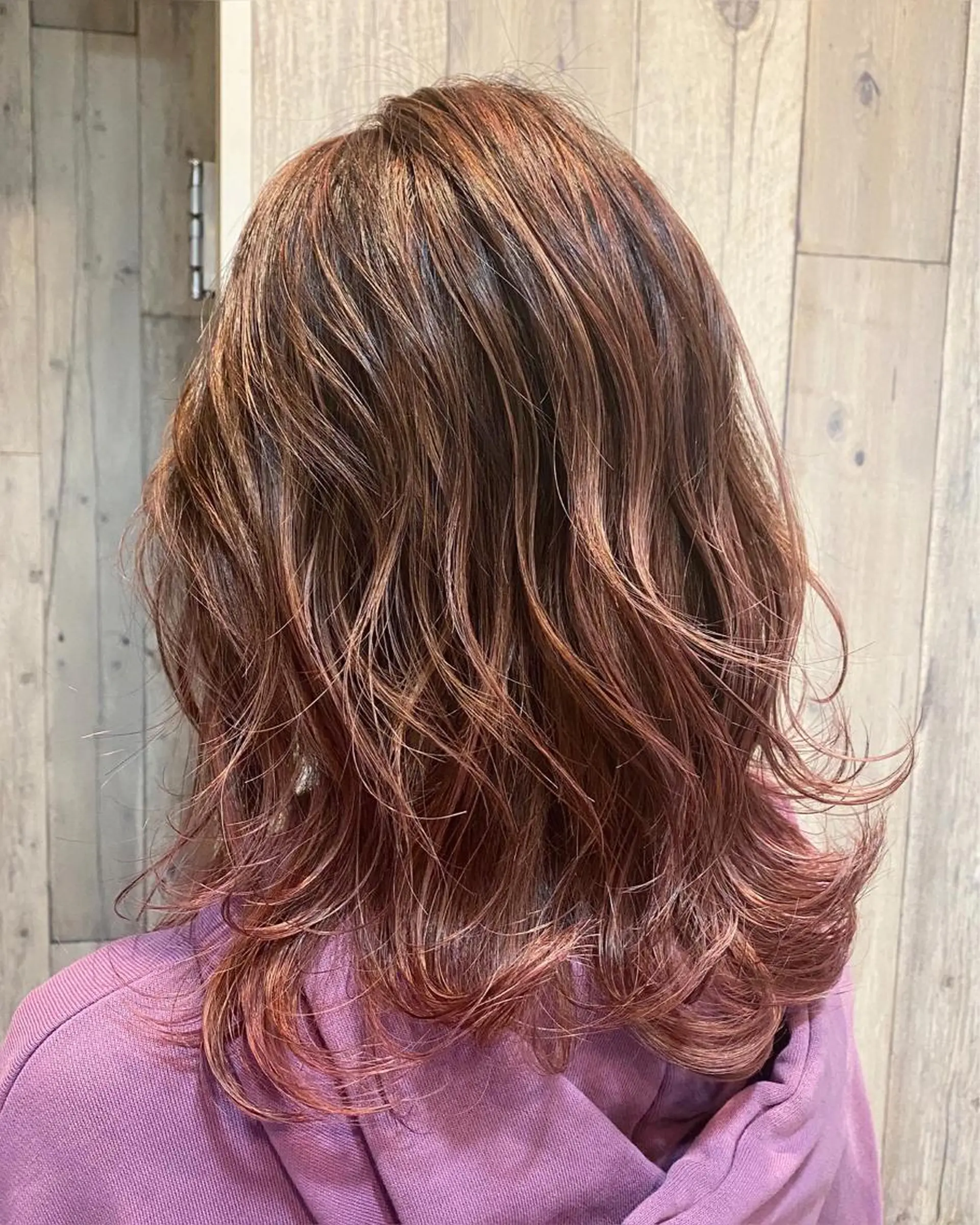 セミロング カラー ハイライトカラー ピンクカラー ハイライト ヘアカラー LOHAS 関根真由美のヘアスタイル