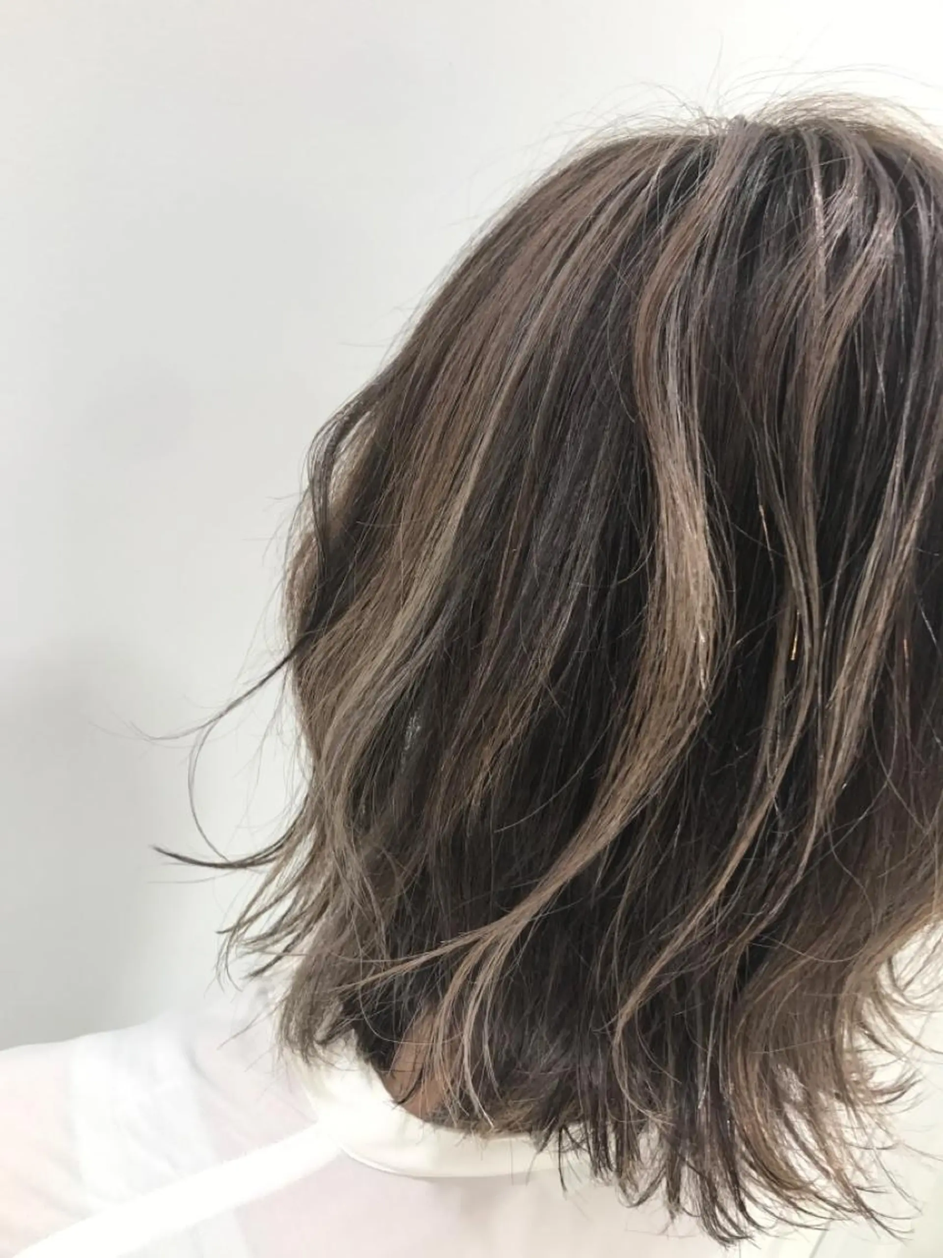 ミディアム 渋谷 ミモザワークス タニグチヨシユキのヘアスタイル
