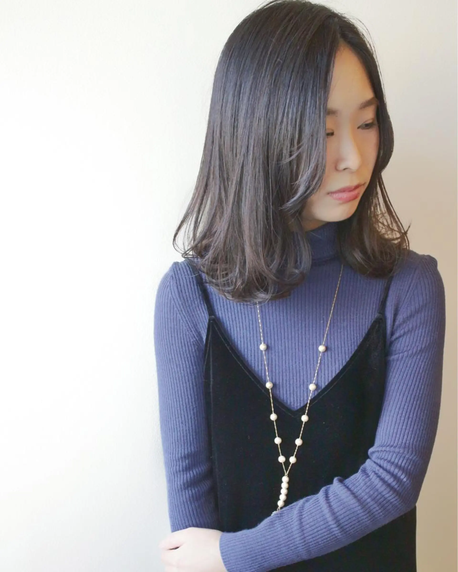 ミディアム カット ヘアカラー Croix   Hair所属・吉本 知弘のヘアスタイル