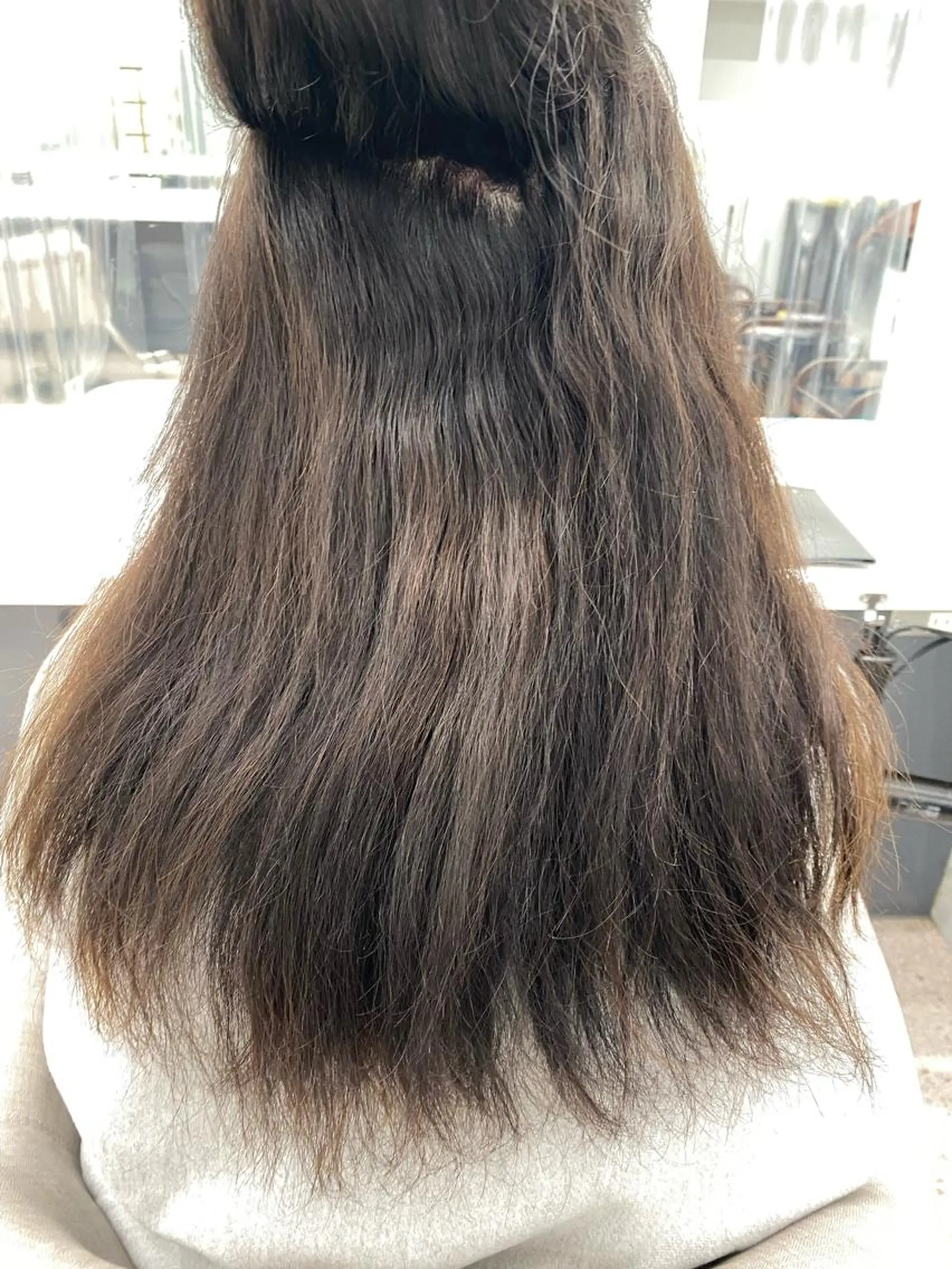 セミロング カラー パーマ ヘアアレンジ キッズ ネイル マツエク・マツパ ヘアカラー 縮毛矯正 京都レイヤーカット/ 縮毛矯正/羽柴りくのヘアスタイル