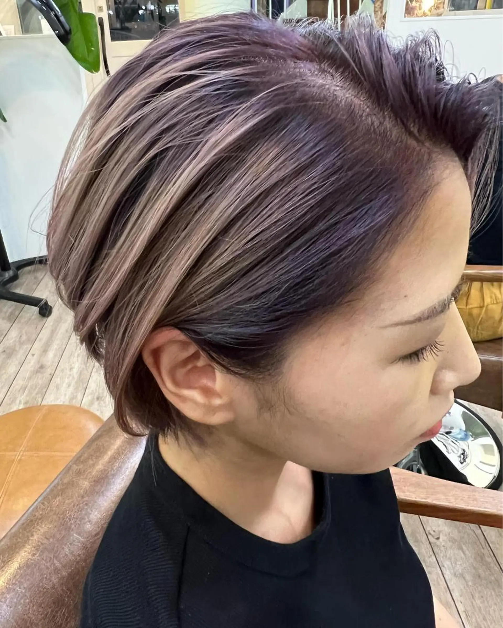 ショート カラー ヘアカラー 鶴見 和美のヘアスタイル