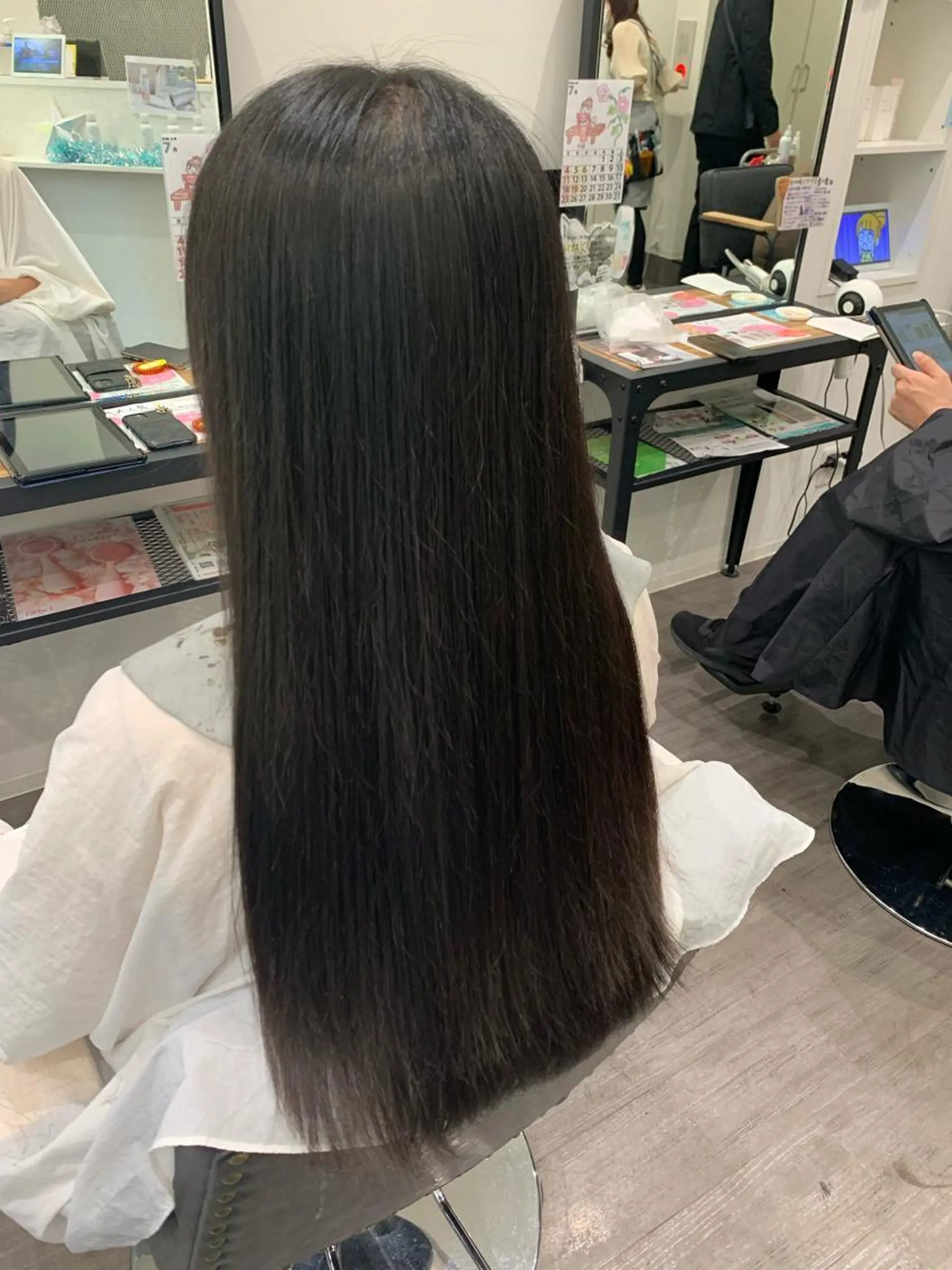 ロング 【酸性ストレート】 宮下和明のヘアスタイル