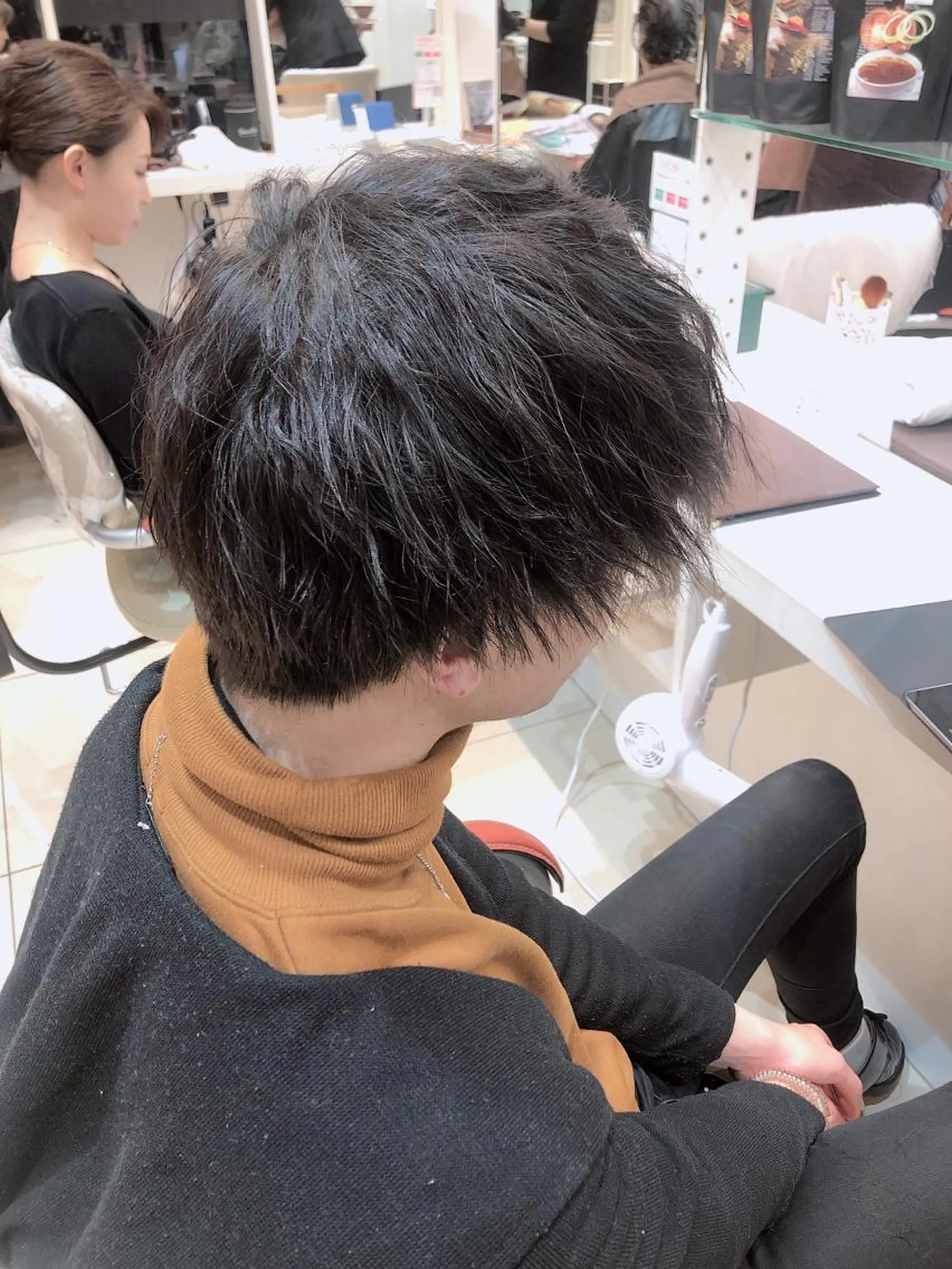 ショート メンズ メンズパーマ メンズツイストパーマ ツイストパーマ はだゆうき @hadadan08のヘアスタイル