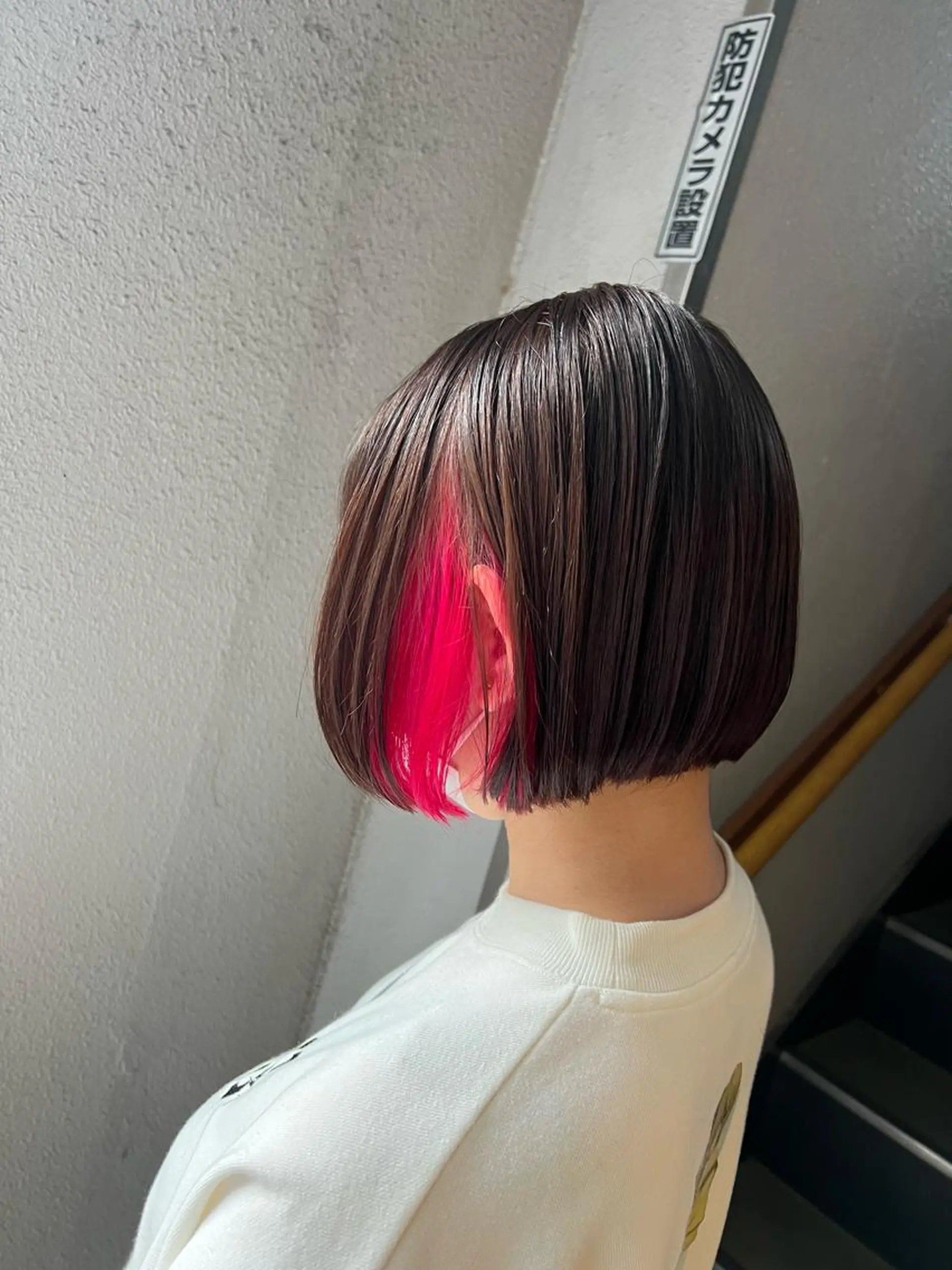 ショート カラー 切りっぱなしボブ インナーカラー ピンクカラー ボブ カット ヘアカラー Kazu .Kのヘアスタイル