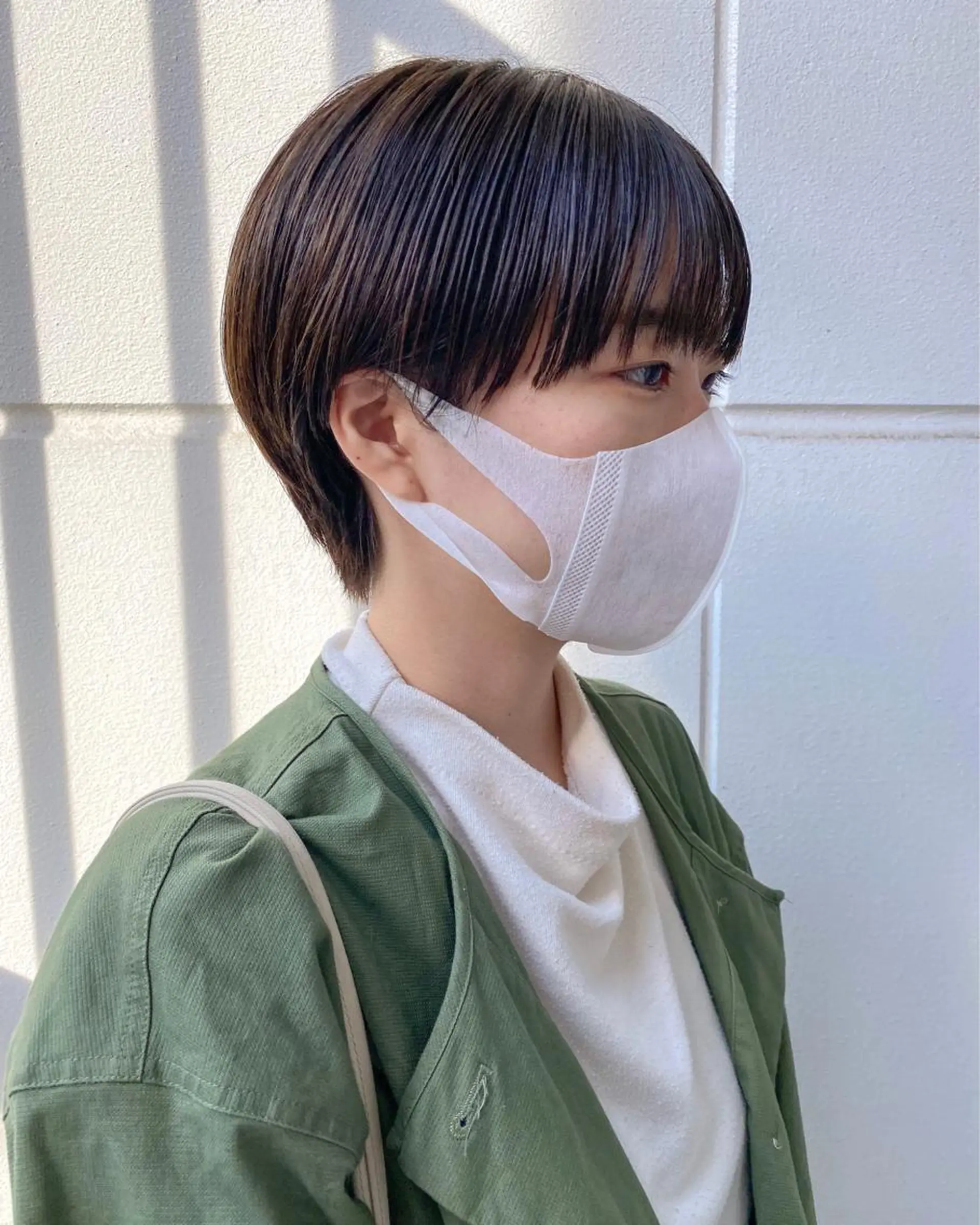 ショート カラー ショートボブ ベージュカラー ブリーチ ケアブリーチ 透明感カラー カット ヘアカラー トリートメント a moment(モーメント)所属・蔵前 デザインカット KOBAYASHIのヘアスタイル
