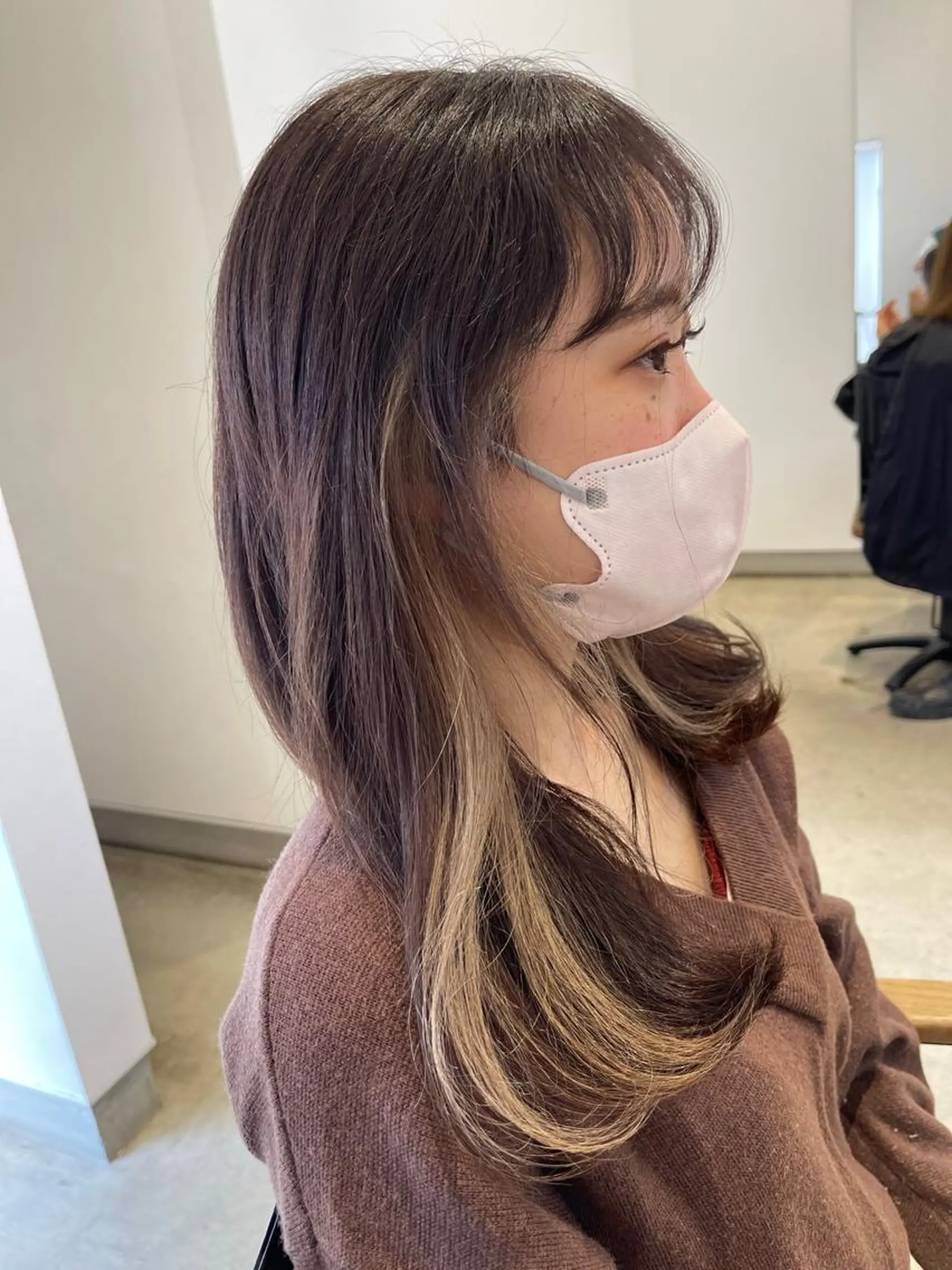 ロング カラー イヤリングカラー ヘアカラー 飄逸カットサロン所属・結城 正俊のヘアスタイル