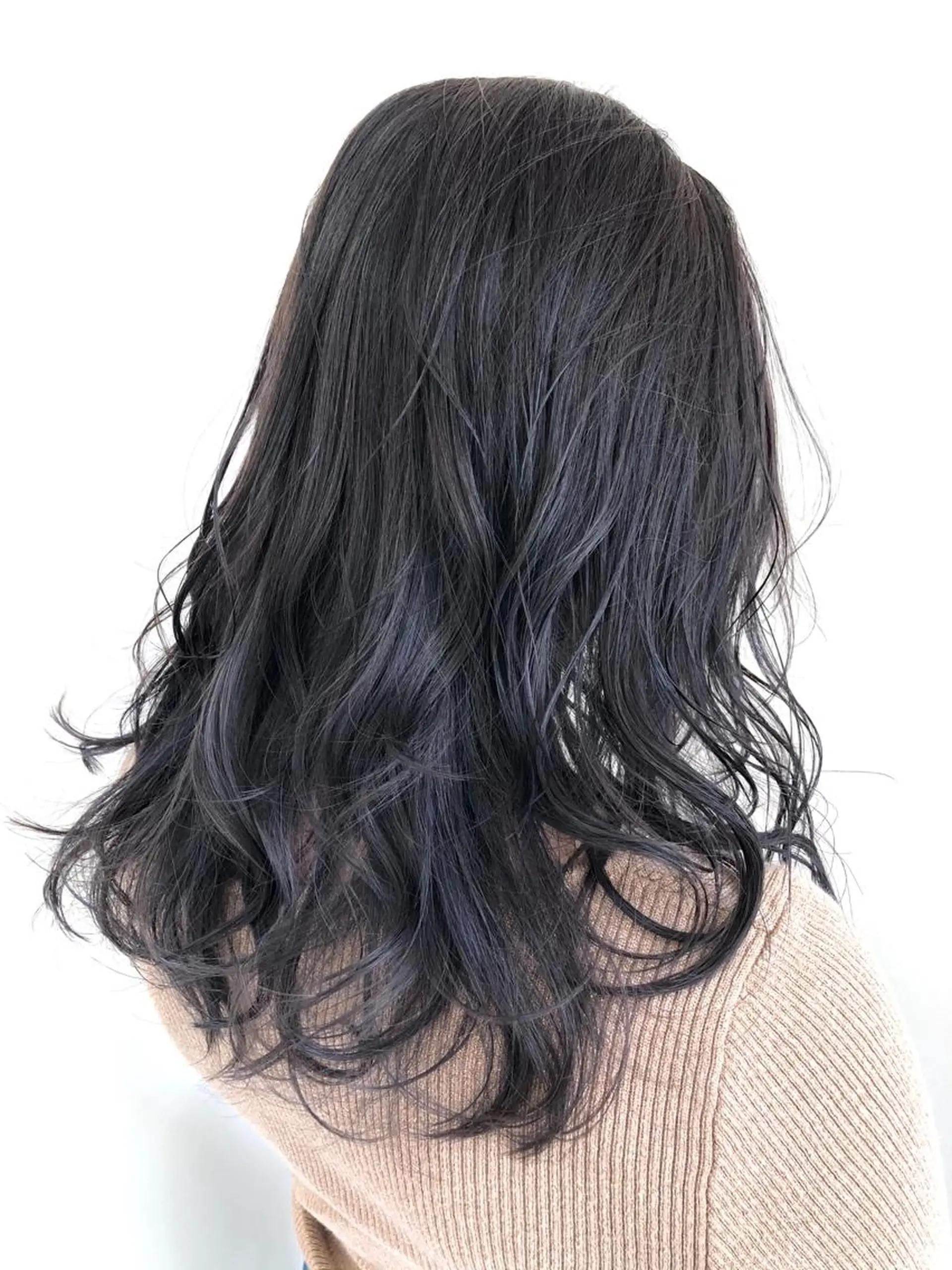 セミロング カラー OFF YUYAのヘアスタイル