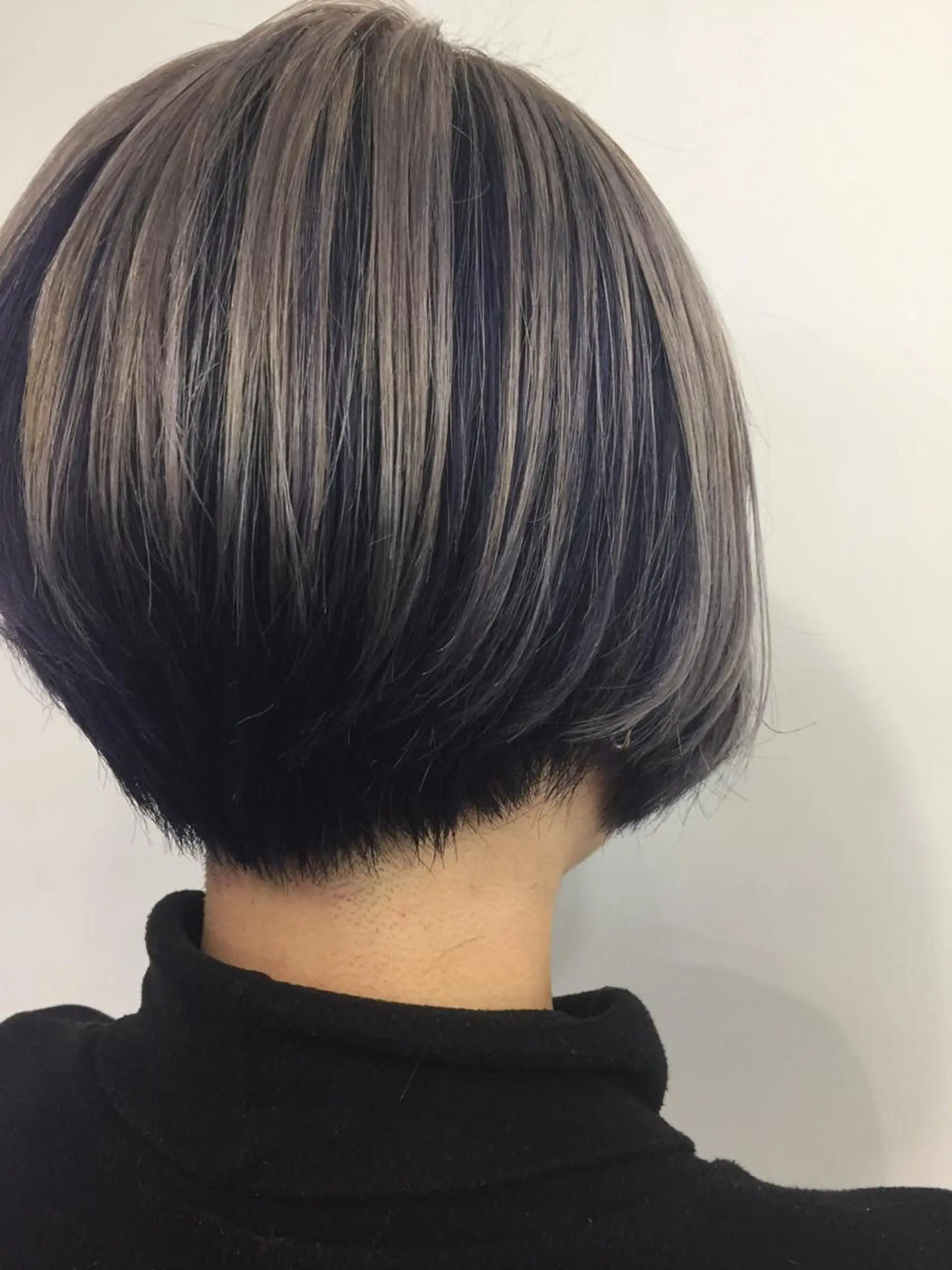 ショート カラー 田添 幹宜のヘアスタイル