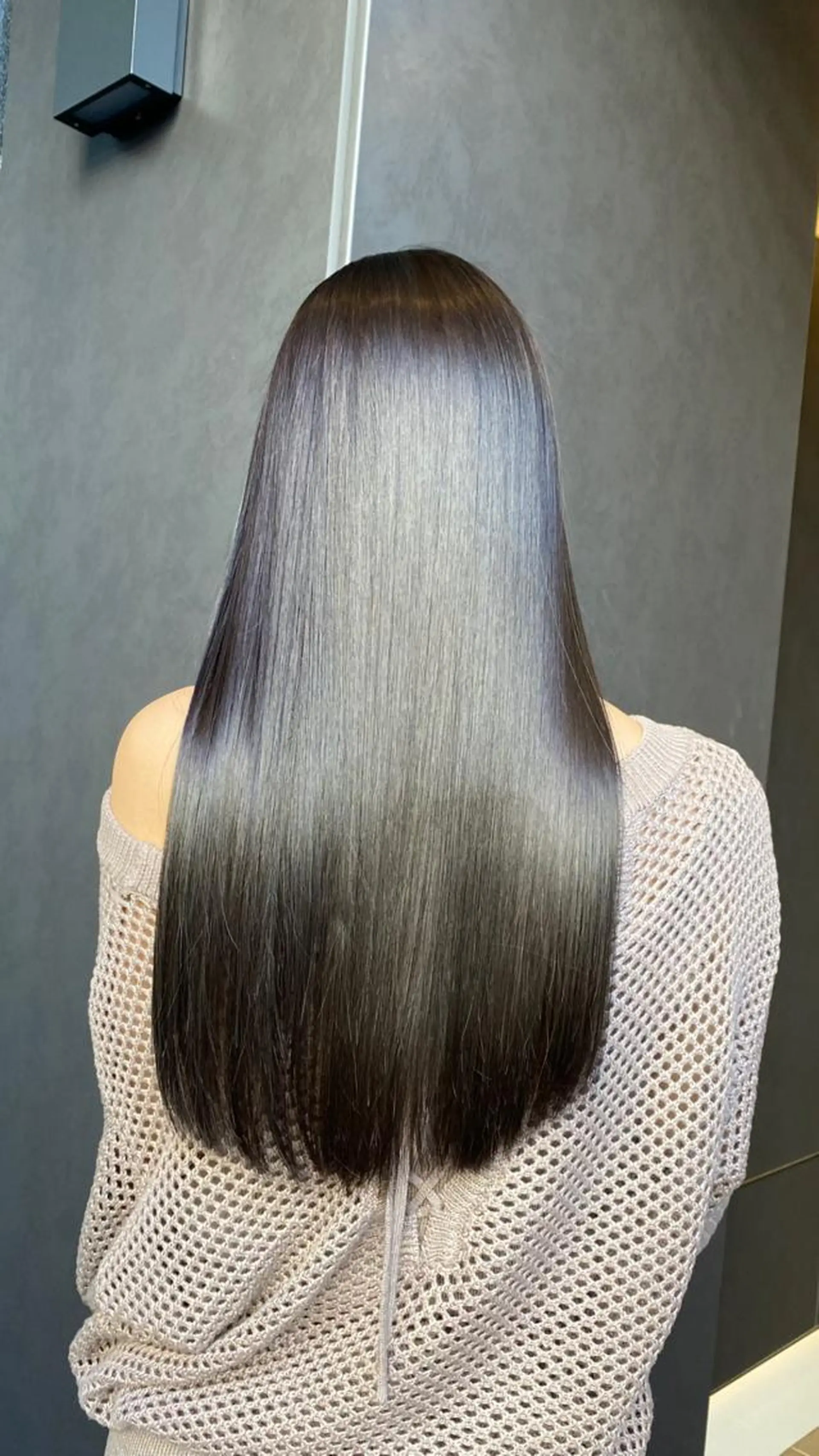 ロング トリートメント カット トリートメント 💛ブリーチ&カット LEON🩶のヘアスタイル