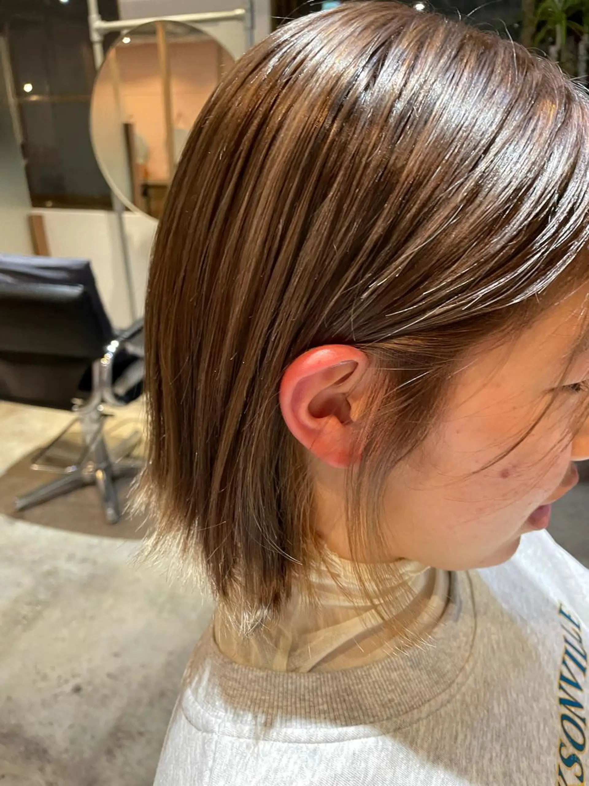 ミディアム カラー グレージュ ハイライトカラー ミルクティーグレージュ ボブ ハイライト カット ヘアカラー トリートメント 中目黒🌼 🌼ハナのヘアスタイル