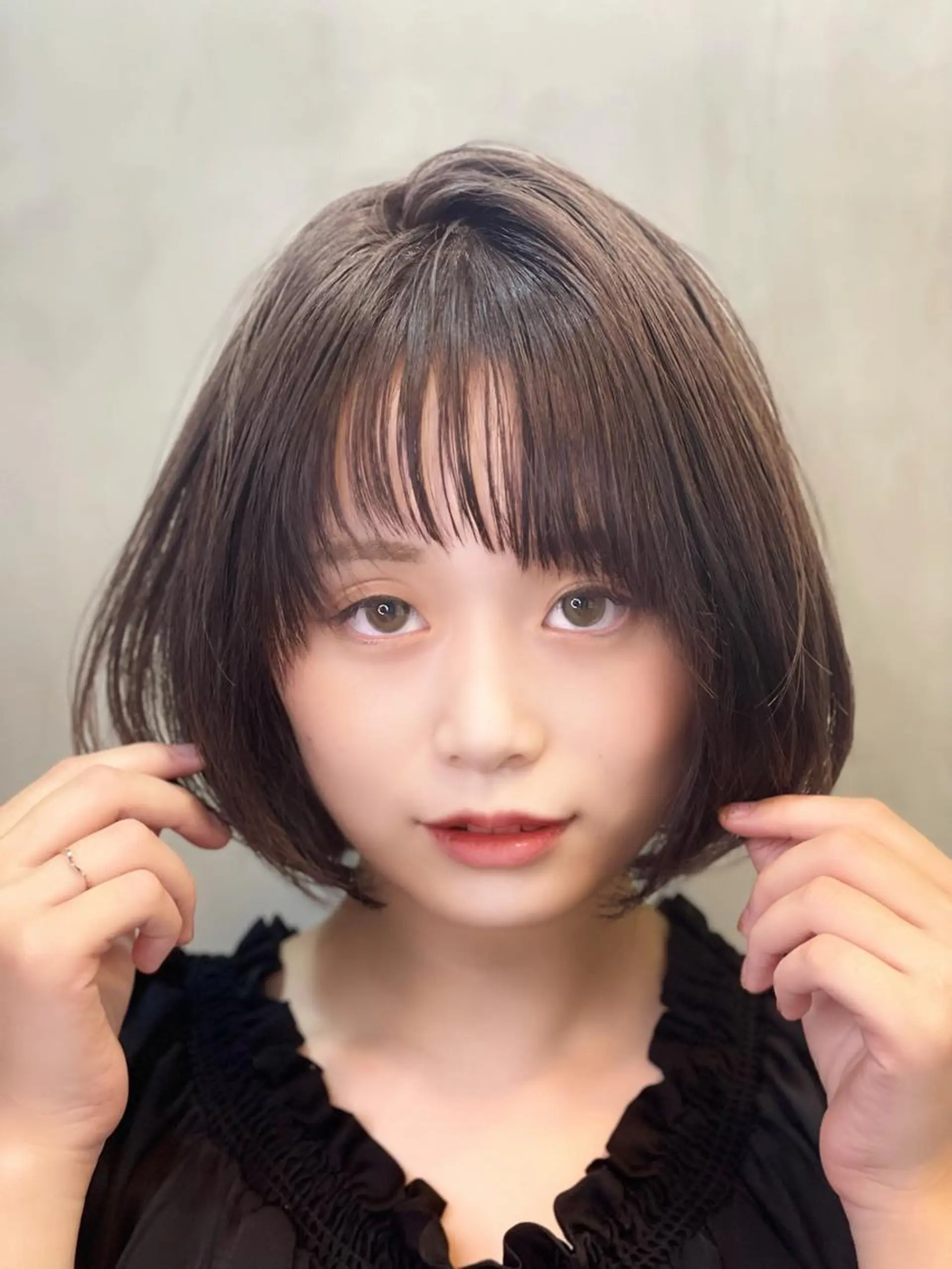 ショート カラー ボブ カット TMJ所属・バズる韓国ヘア 🇰🇷溝邊　拓麿のヘアスタイル