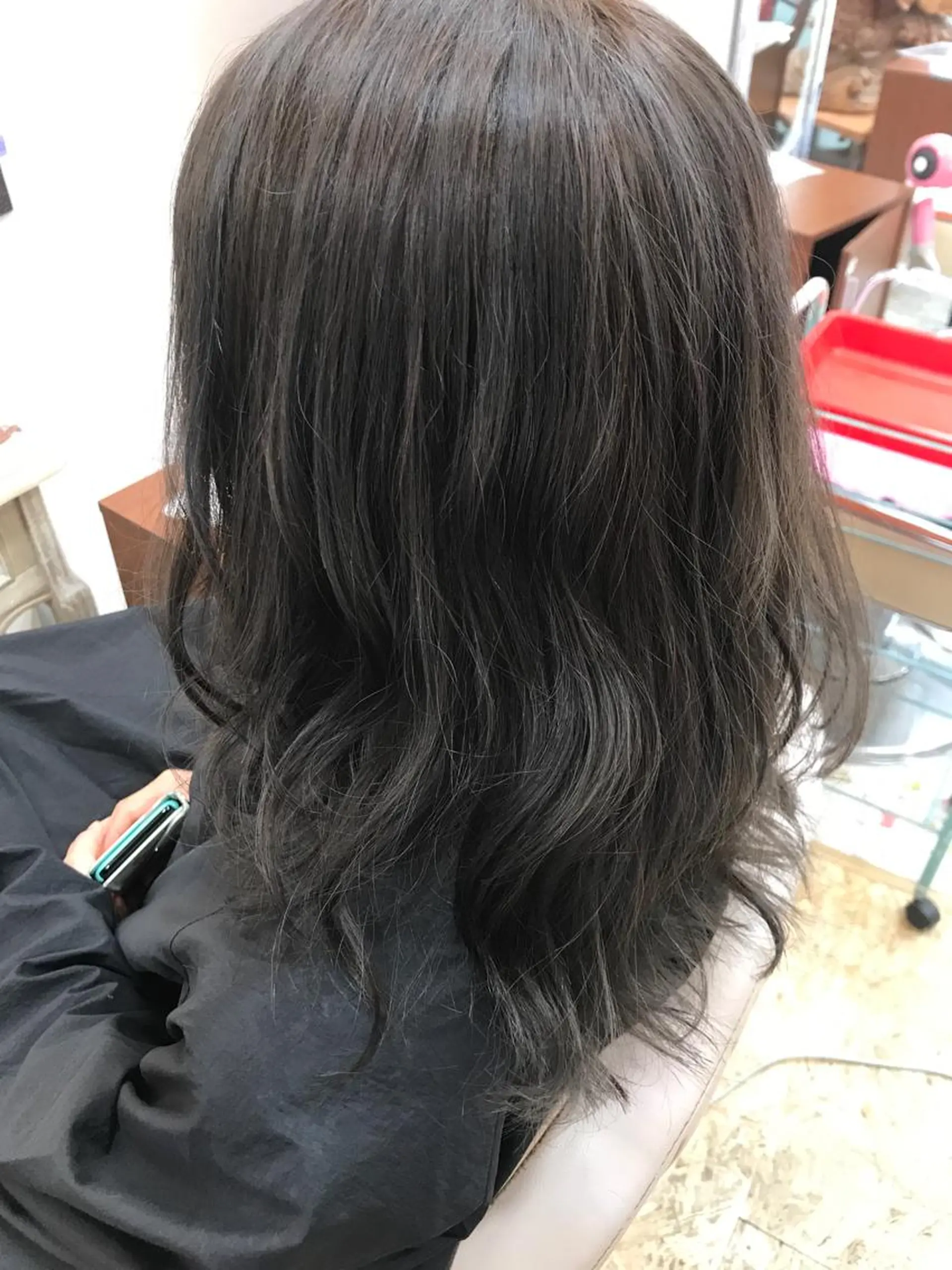 ミディアム カラー ブリーチ ハイライトカラー ハイライト 平尾 拓也のヘアスタイル