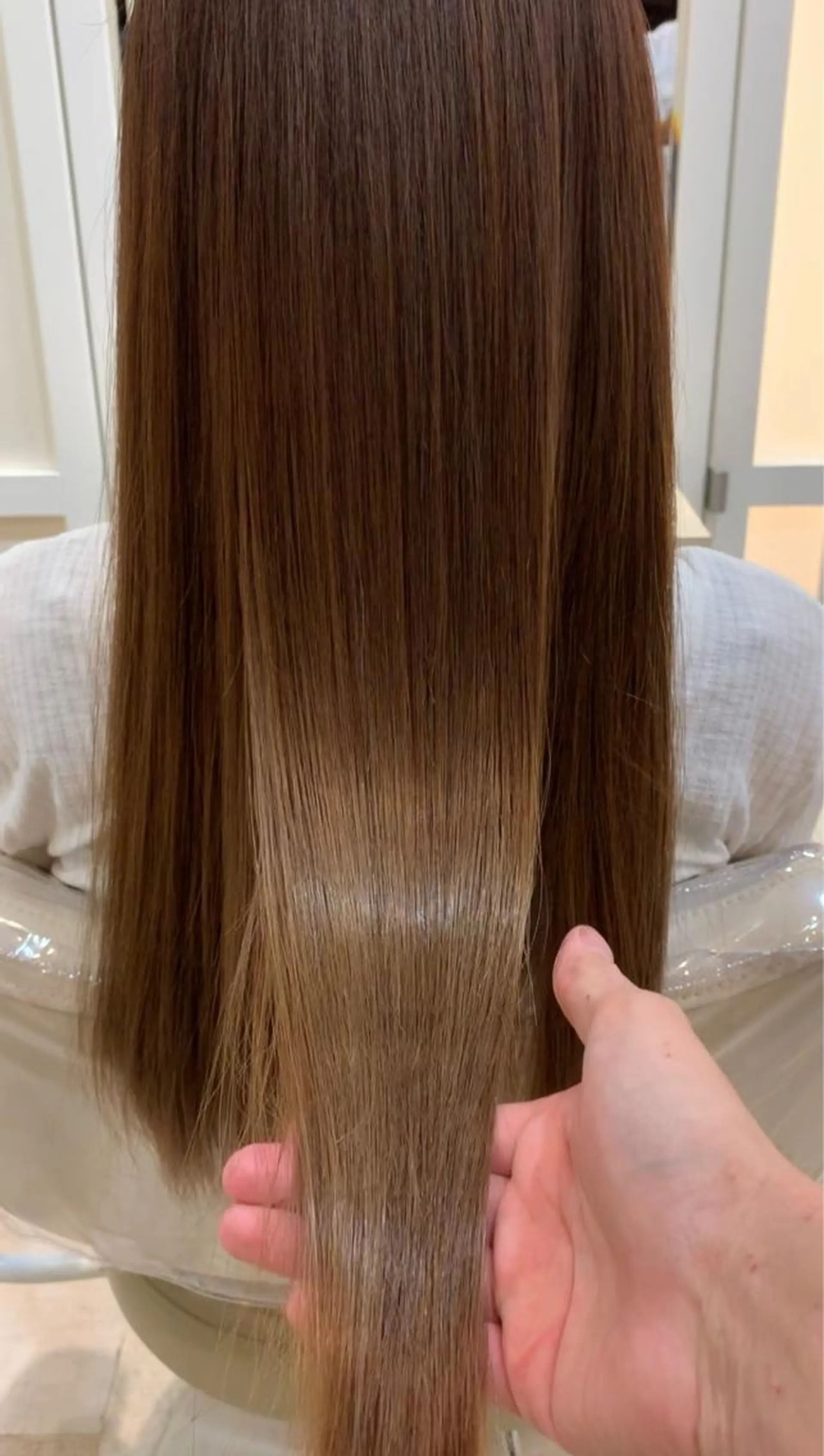 セミロング 縮毛矯正/髪質改善 /韓国風　山川春輝のヘアスタイル