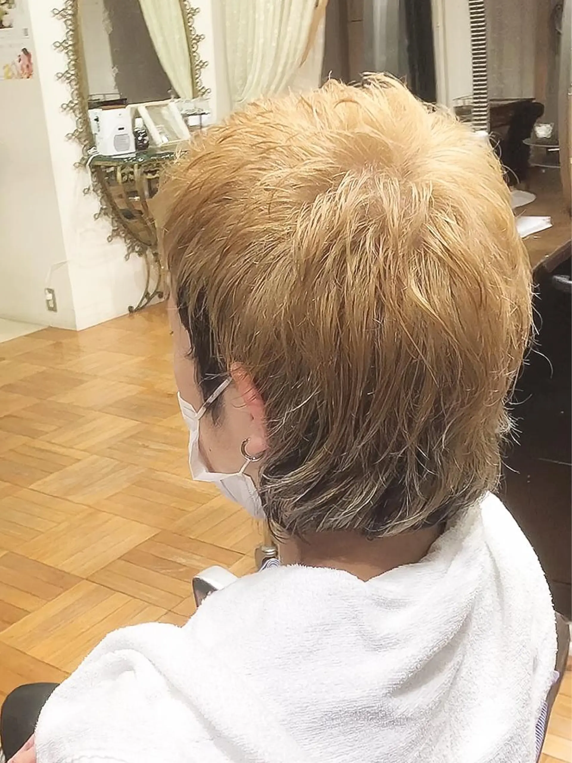 ショート カラー メンズ ベージュカラー ペールベージュ 外国人風カラー ヘアカラー Of HAIR所属・✨デザインカラー✨ ハイトーン　森貴章のヘアスタイル