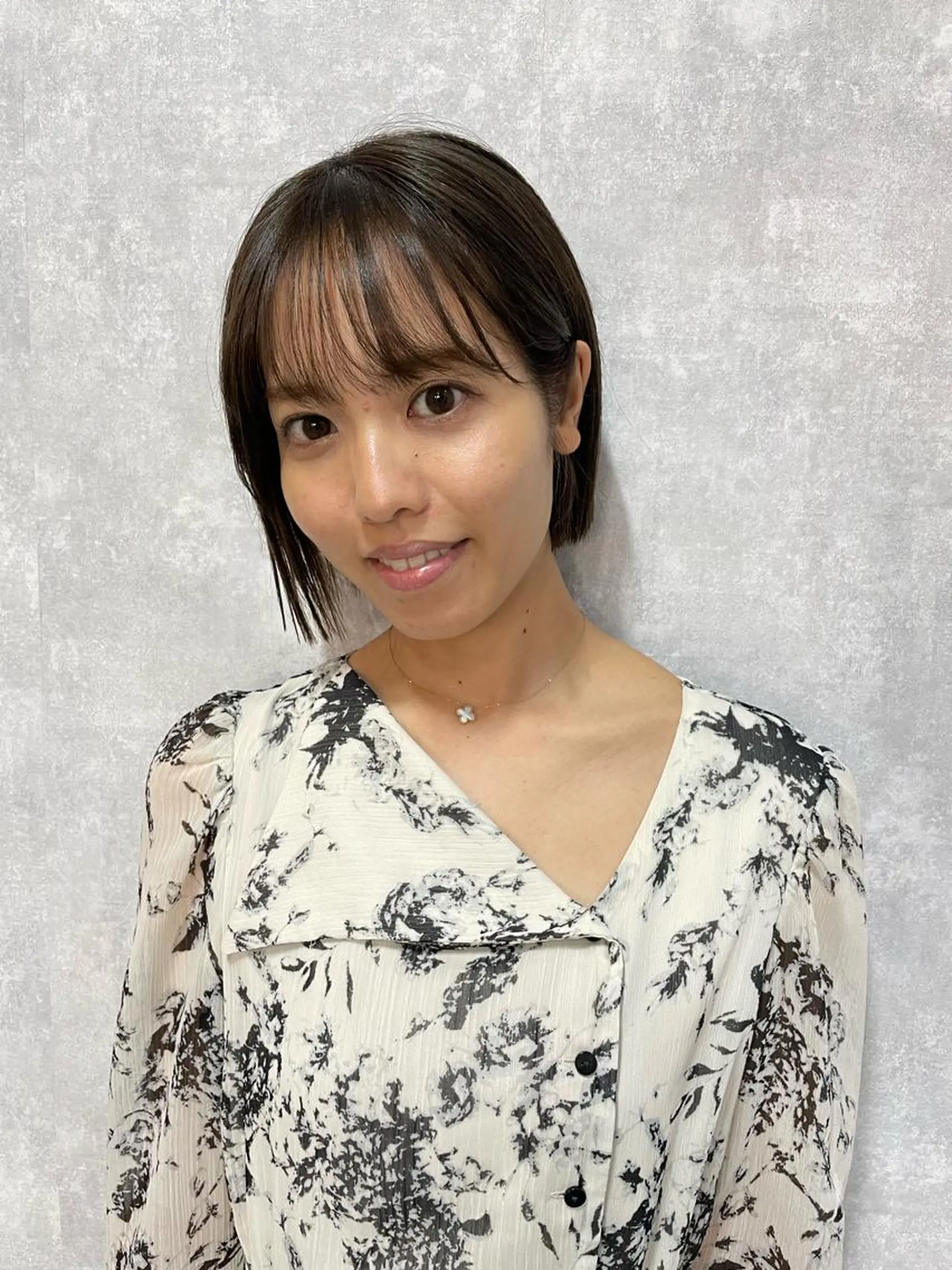 ショート 切りっぱなしボブ ショートボブ ハンサムショート 丸みショート アッシュ カット トリートメント C’LD hair produce /シールドヘア所属・モテ髪/ボブ/ショー ト/アダチフウトのヘアスタイル