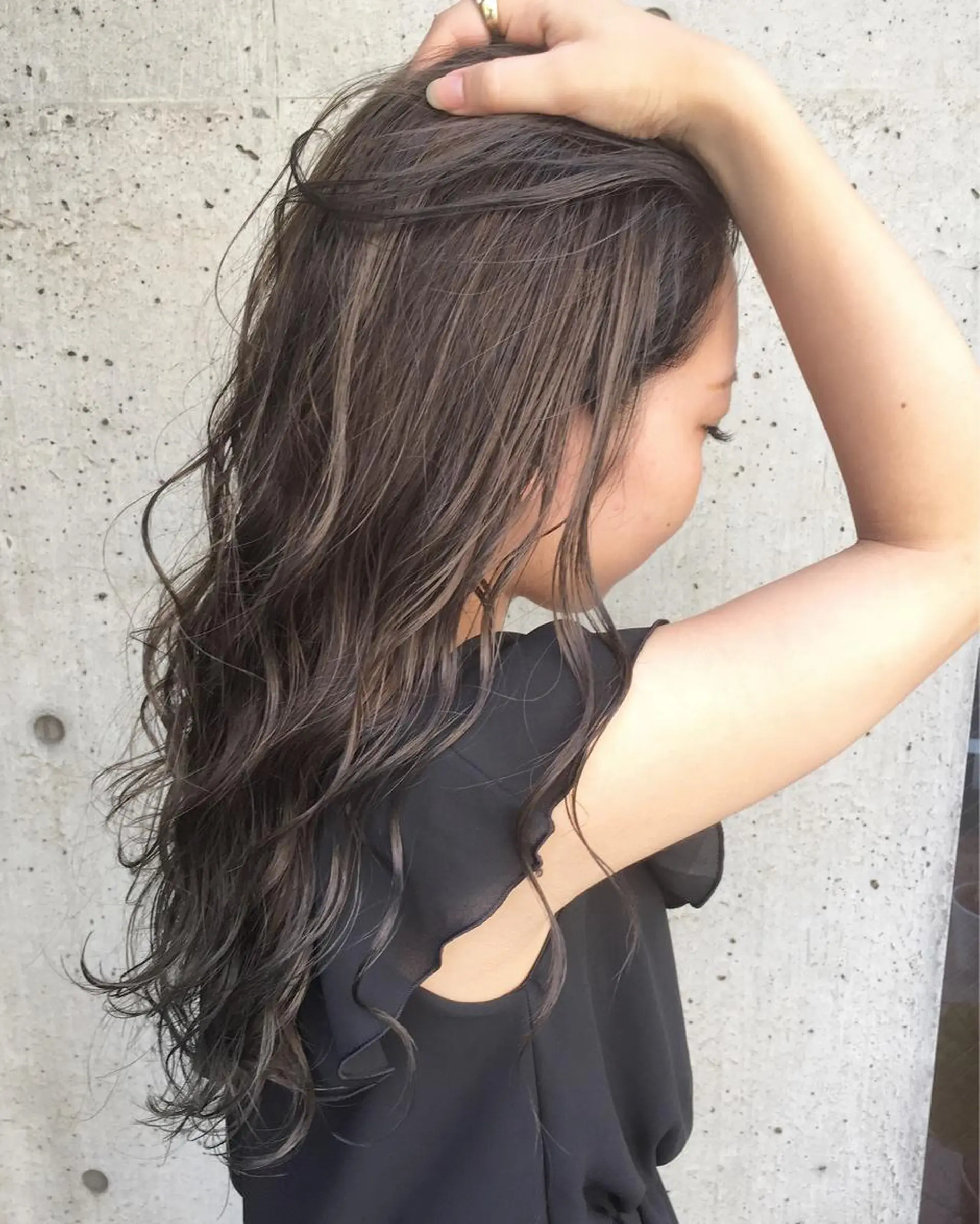 セミロング カラー パーマ ヘアアレンジ メンズ キッズ ネイル マツエク・マツパ メンズブリーチ メンズハイライト メンズインナーカラー アクアカラー ブリーチ 韓国風×透明感カラー 髪質改善オタベシンヤのヘアスタイル