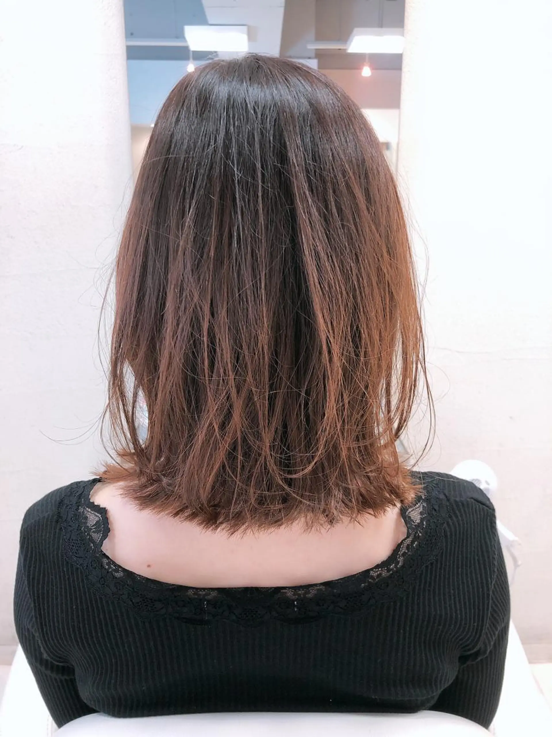 ミディアム 切りっぱなしボブ ボブ 阿部 美咲のヘアスタイル