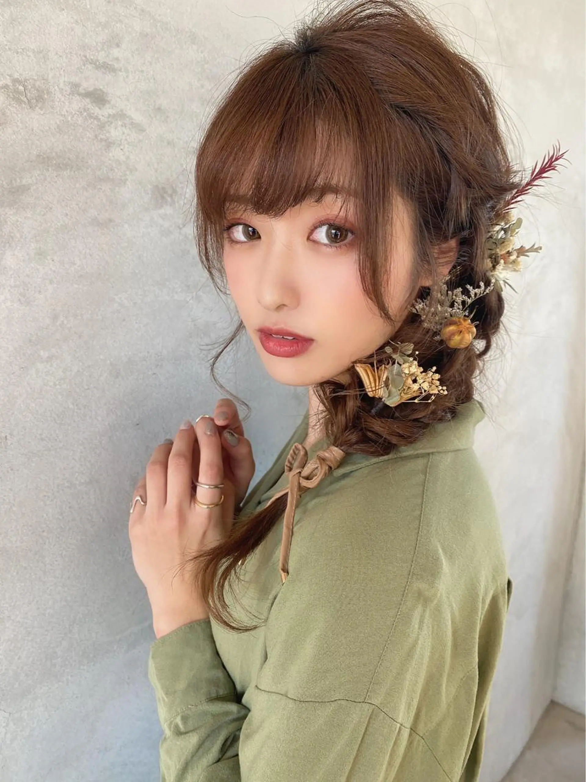 ヘアアレンジ カット ヘアカラー 縮毛矯正 トリートメント 【髪質改善】 夏目結以のヘアスタイル