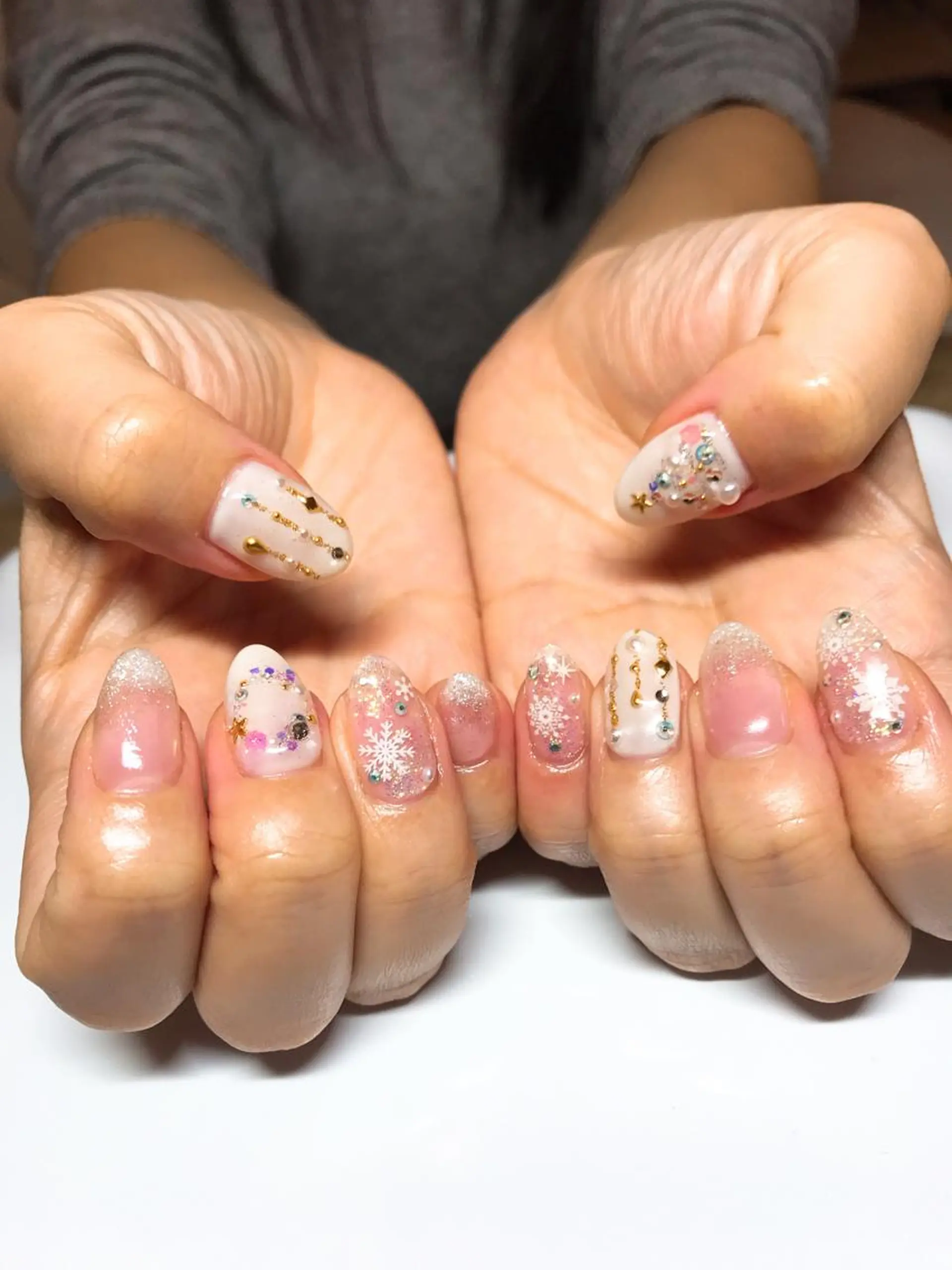 ネイル ハンドネイル 木槿所属・吉冨 光恵のネイルデザイン