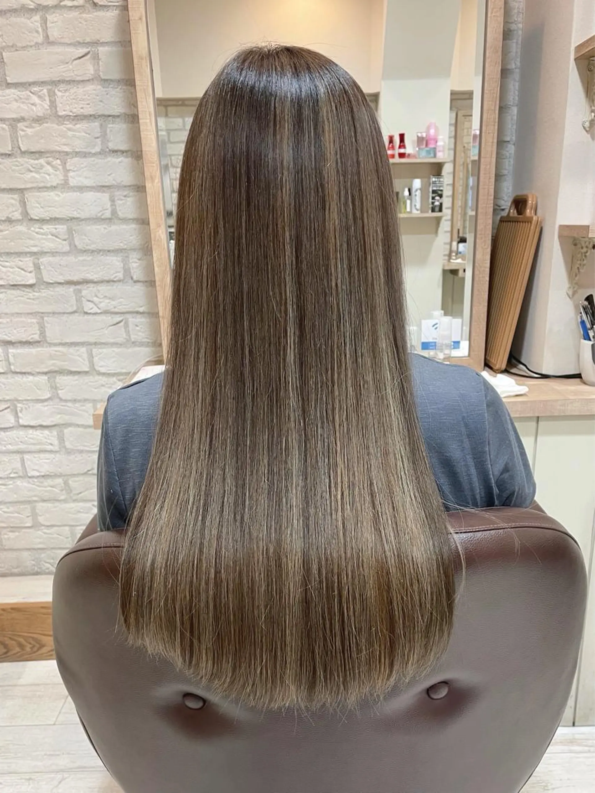 ロング カラー 透明感カラー ハイライトカラー ハイライト カット ヘアカラー トリートメント 銀座🌈ケアカラー/ ヘッドスパ /清水のヘアスタイル
