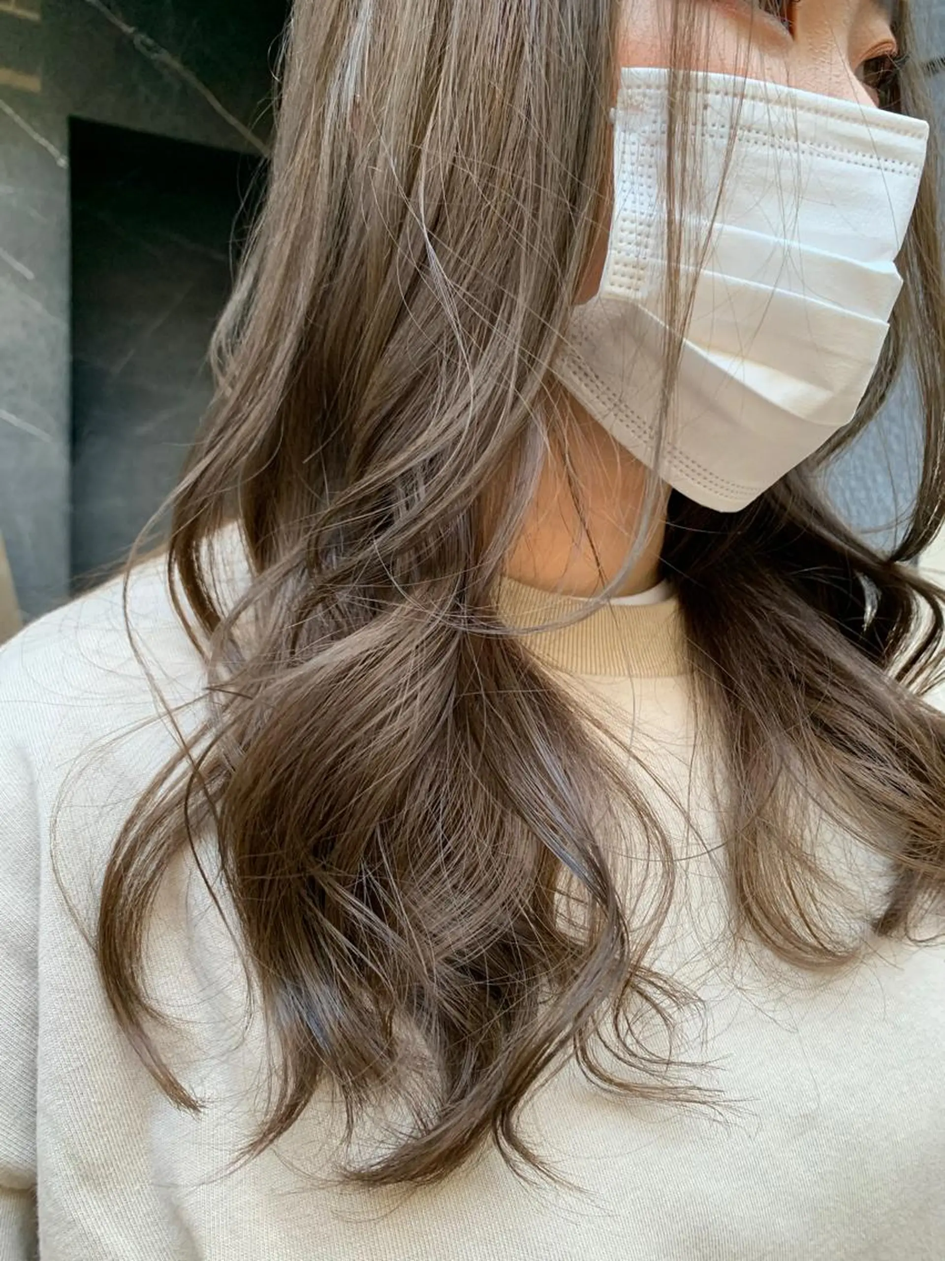 ミディアム カラー ベージュカラー 透明感カラー グレージュ ボブ カット ヘアカラー トリートメント レイヤー専門家 ダブルカラー修のヘアスタイル