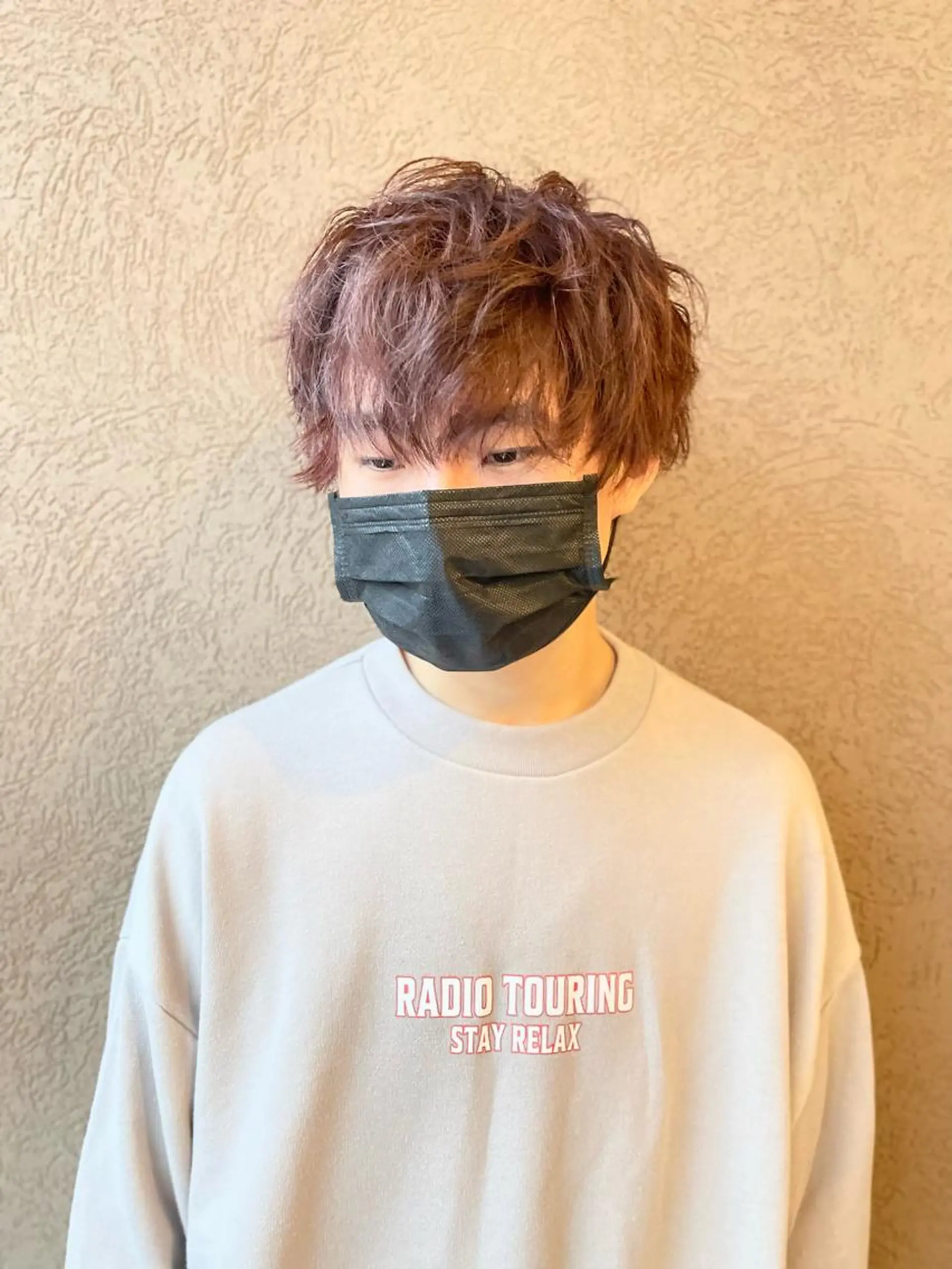 ショート カラー メンズ ベージュカラー ピンクカラー ピンクベージュ 坂尻 嘉珠也のヘアスタイル