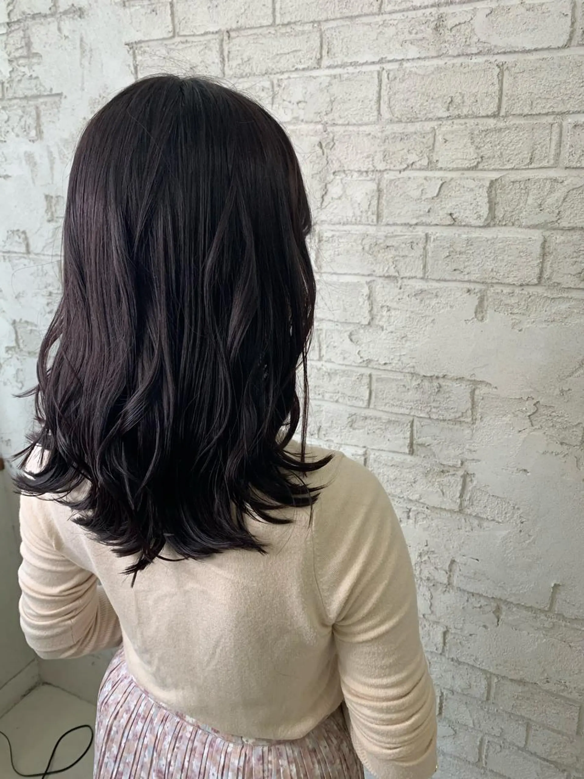 セミロング カラー グレージュ イルミナカラー ラベンダーカラー ラベンダーグレージュ ラベンダーグレー ブリーチ特化 ハイトーンRYOYAのヘアスタイル