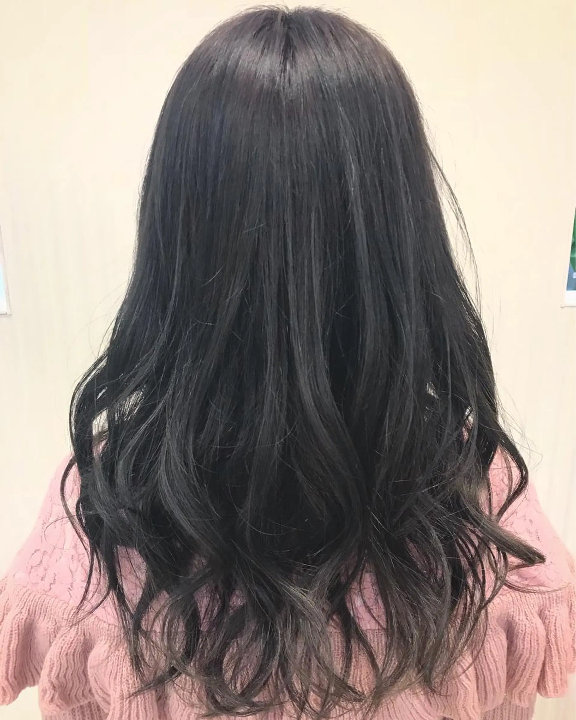ロング カラー アッシュ アッシュグレー 中川 拓弥のヘアスタイル