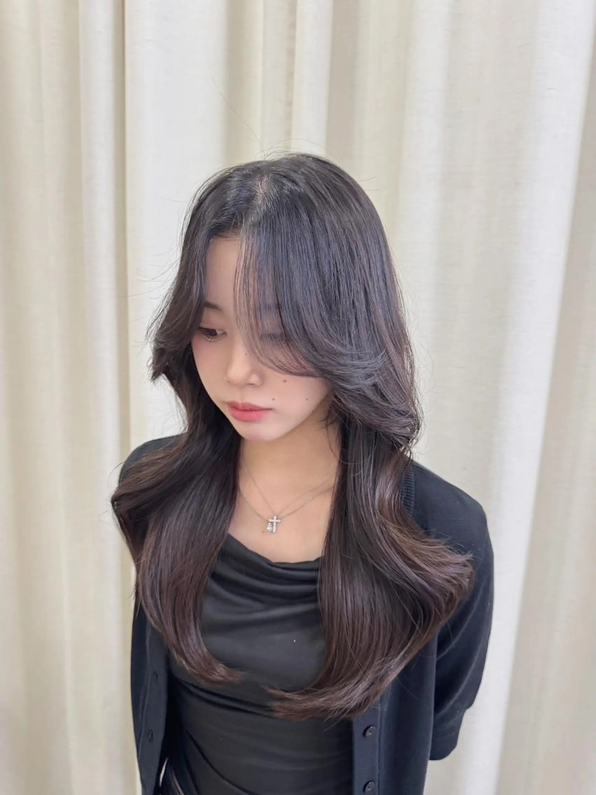 ロング 韓国風ヘア レイヤーカット カット ヘアカラー EDAME 🍑いぶきの眉毛・アイブロウイメージ