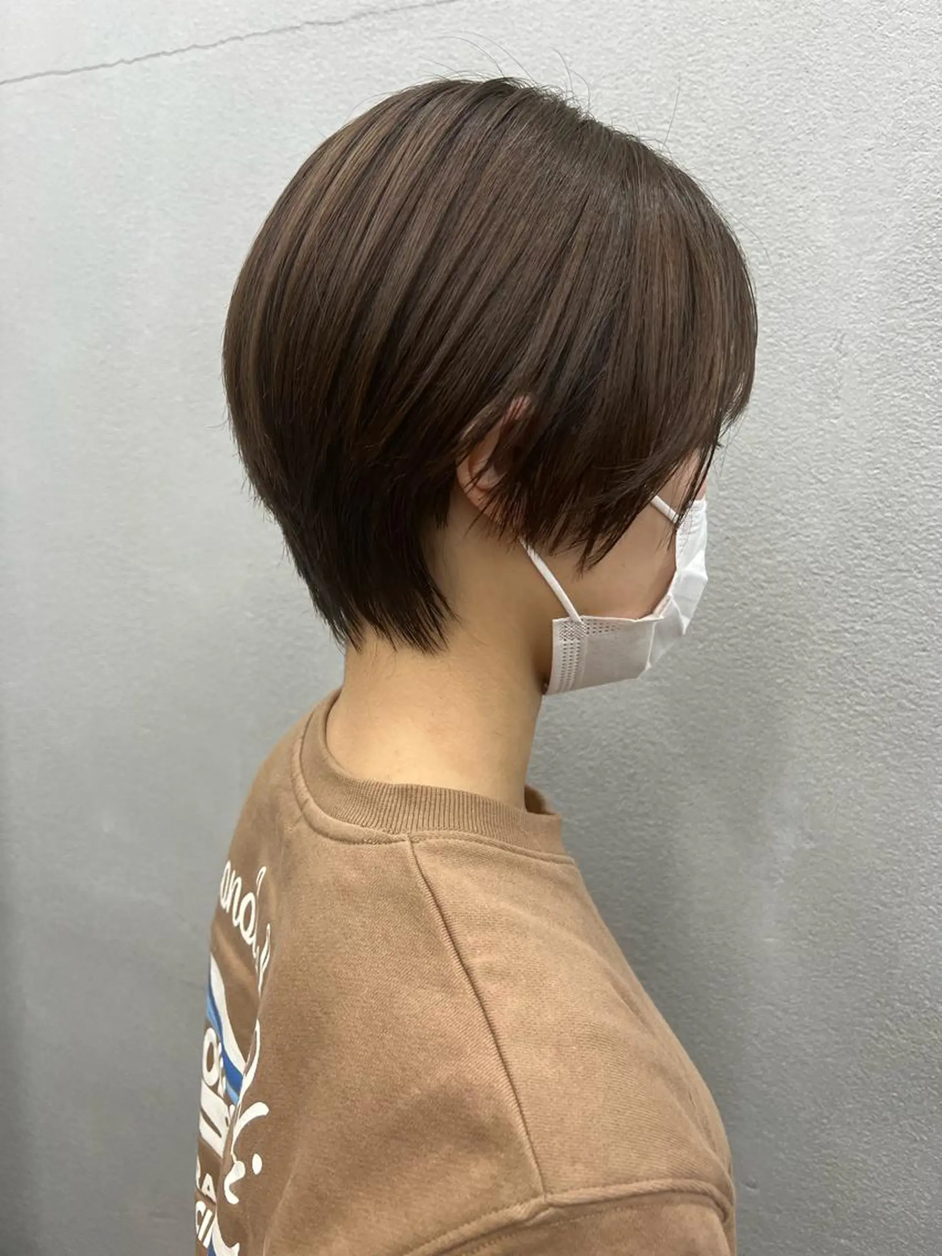 ショート カット ヘアカラー 亀田 泰生のヘアスタイル