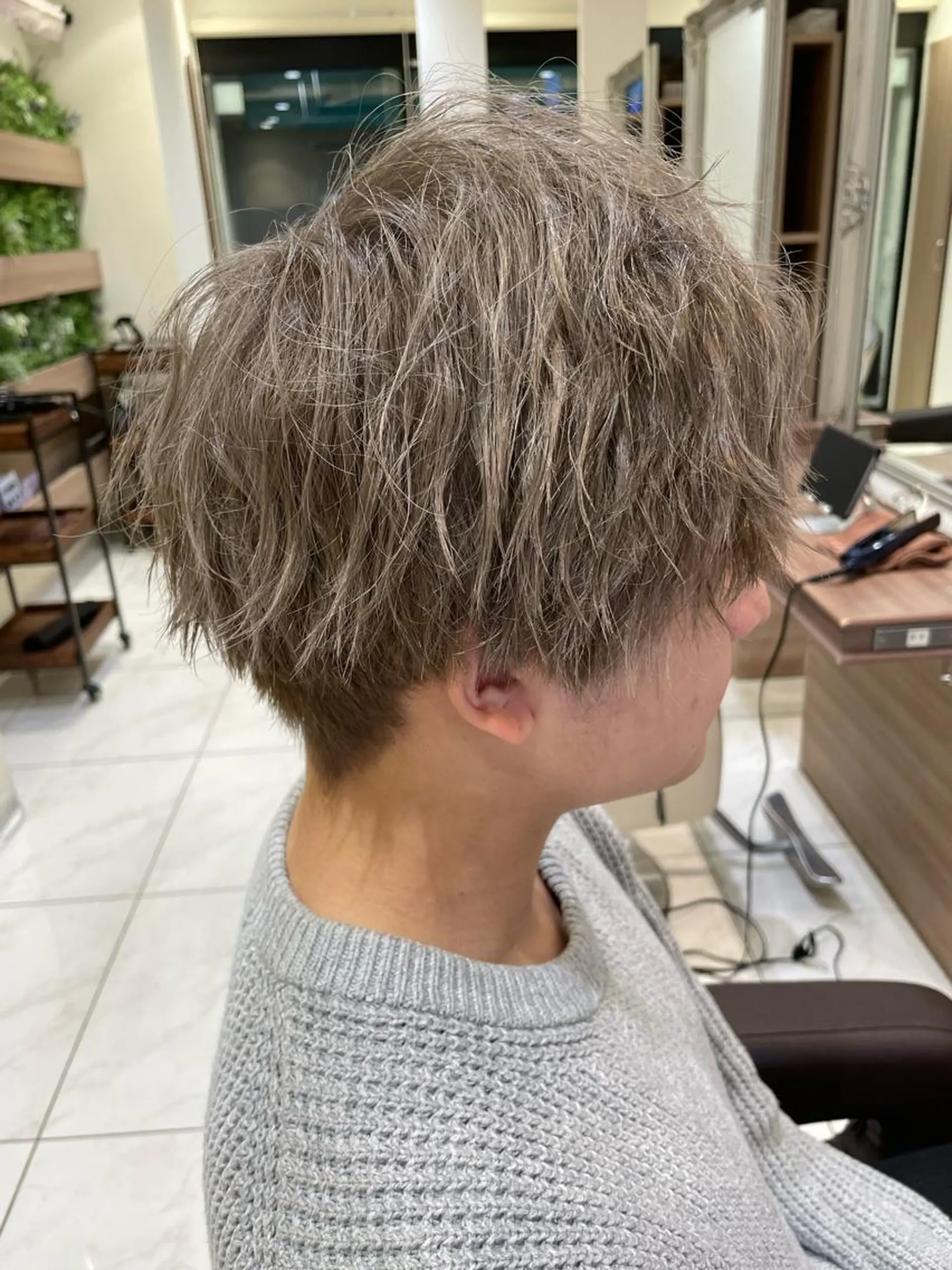 カラー メンズ tint by alo bleach 大阪梅田【ティントバイアロブリーチ】所属・✨武内凌太✨ カットモデル募集のヘアスタイル