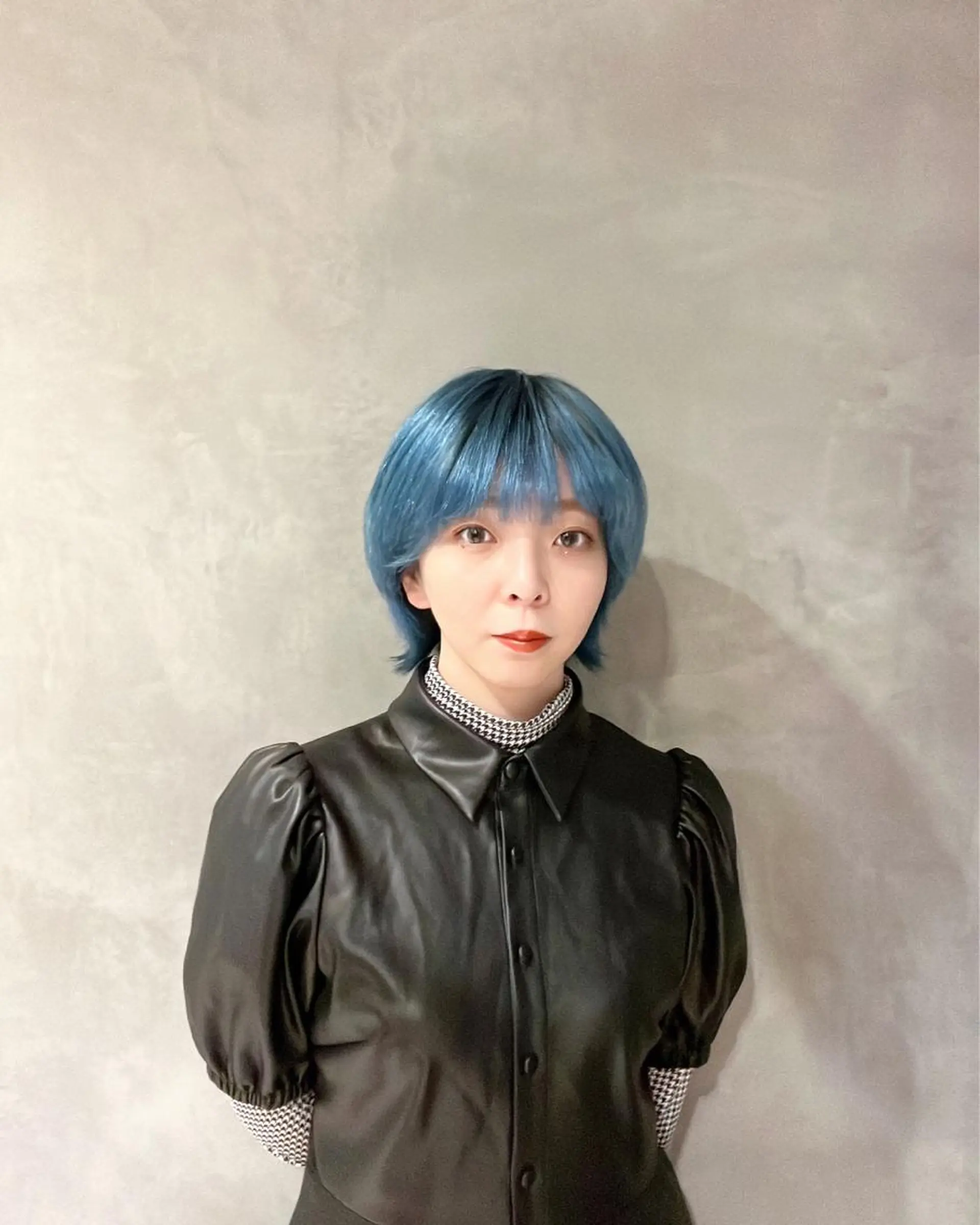 ショート カラー ブラウンベージュ/ レイヤー　yuukiのヘアスタイル