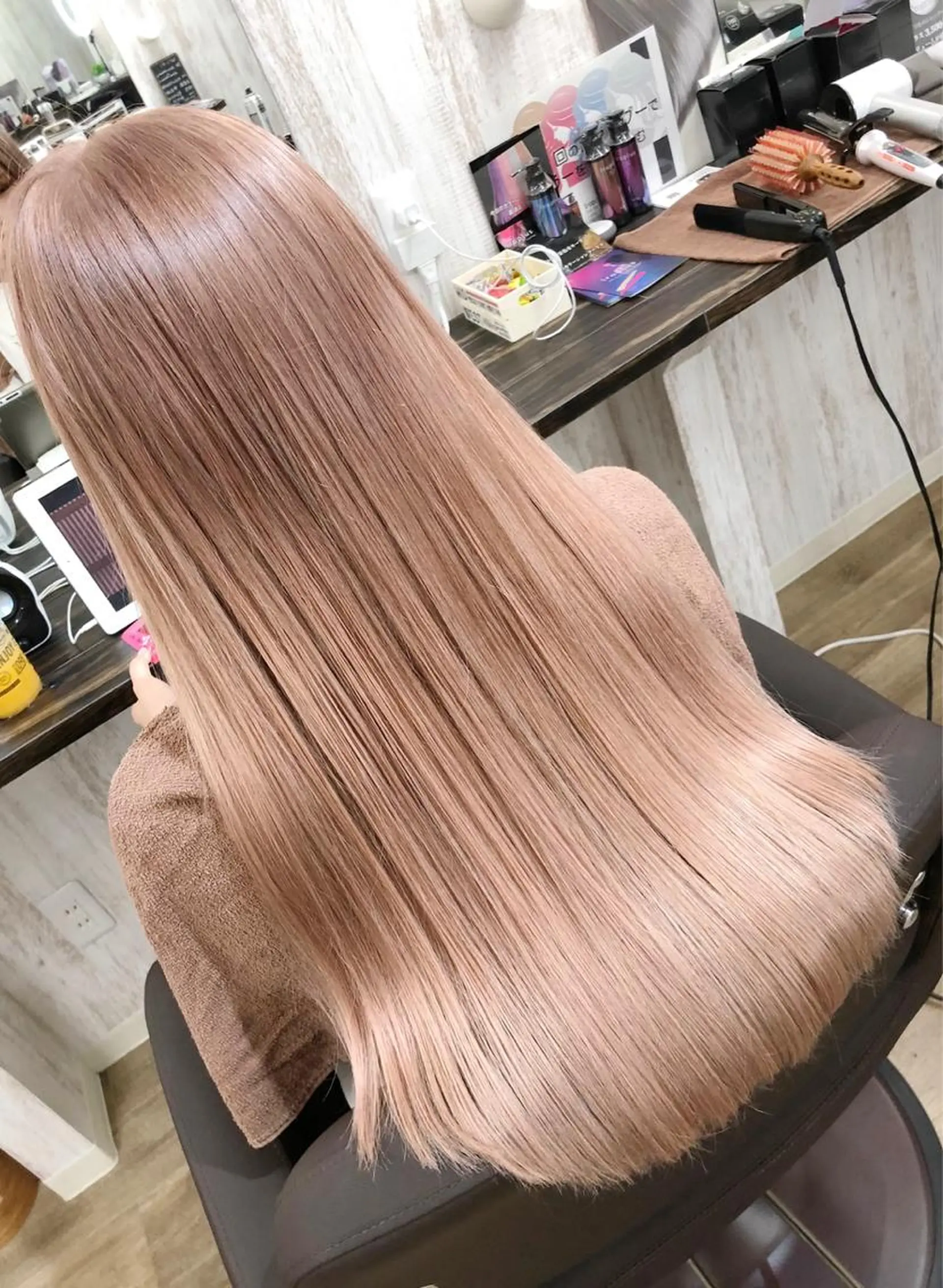 ロング エクステ ヘアカラー トリートメント エクステ プライベートサロン LyoN/RYOTAのヘアスタイル