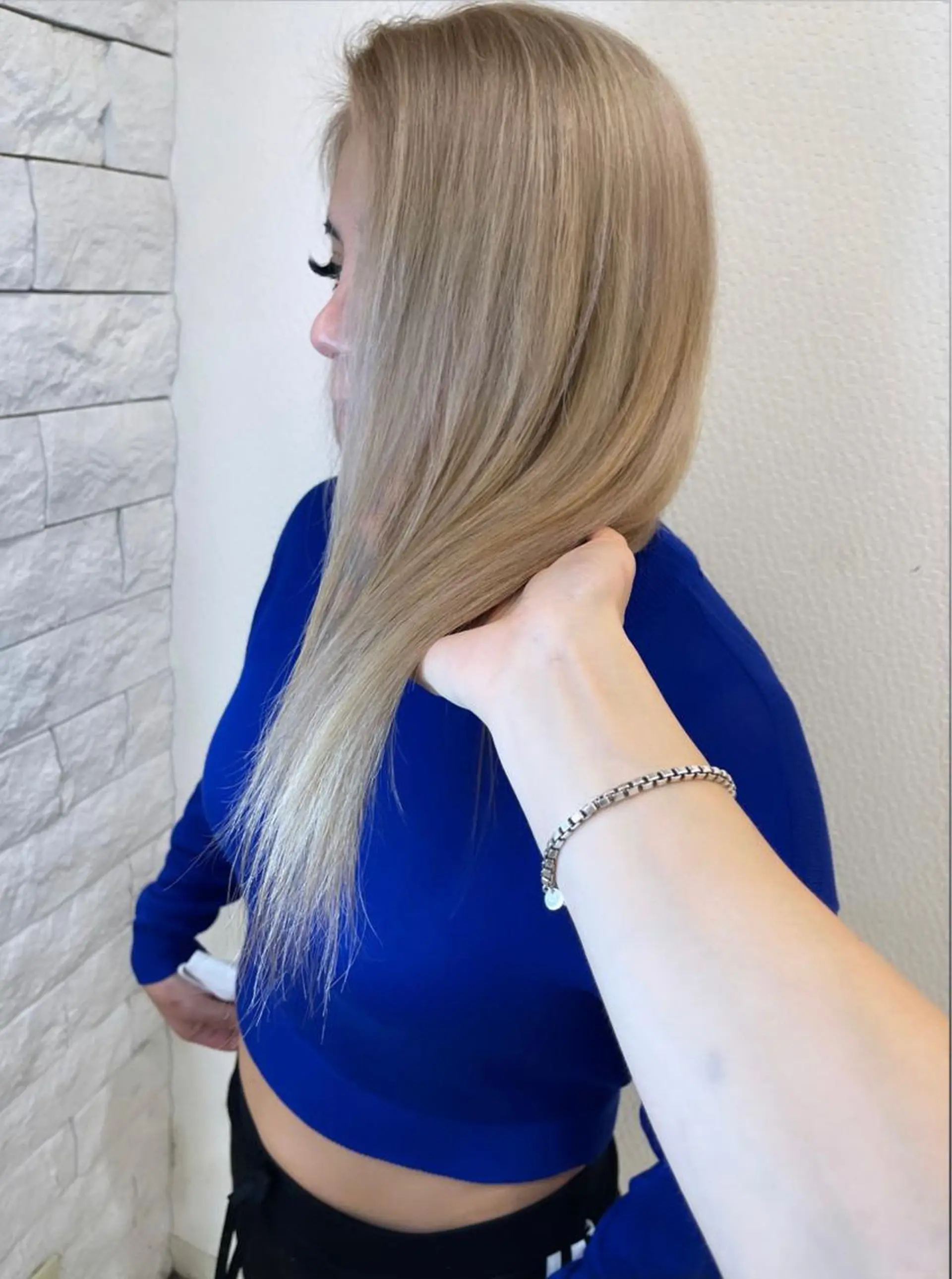 カラー ベージュカラー ホワイトベージュ ヘアカラー 名古屋のピンク好き かずくん🦩のヘアスタイル