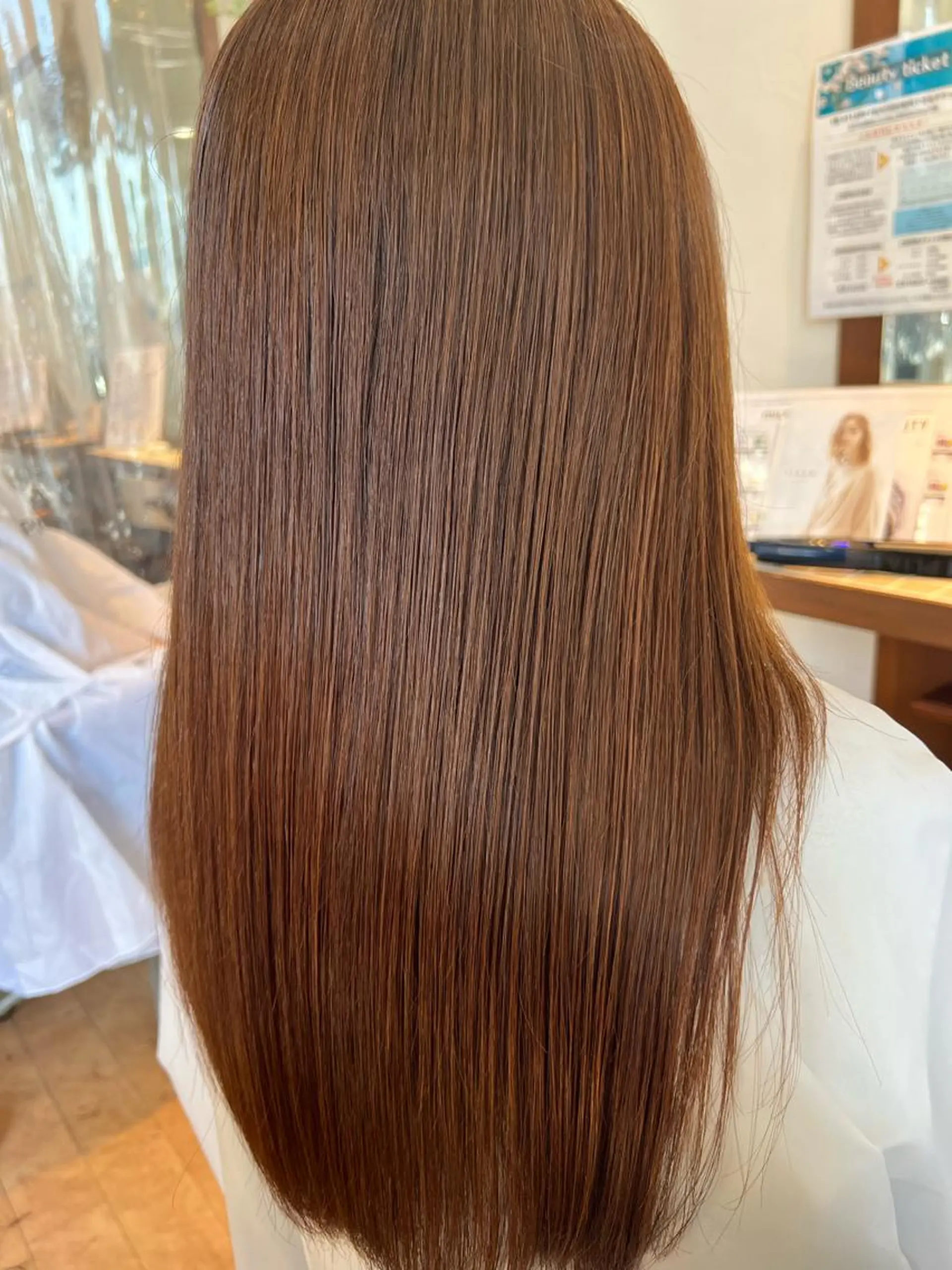 セミロング カラー カット ヘアカラー トリートメント 艶髪特化 坂田一樹のヘアスタイル