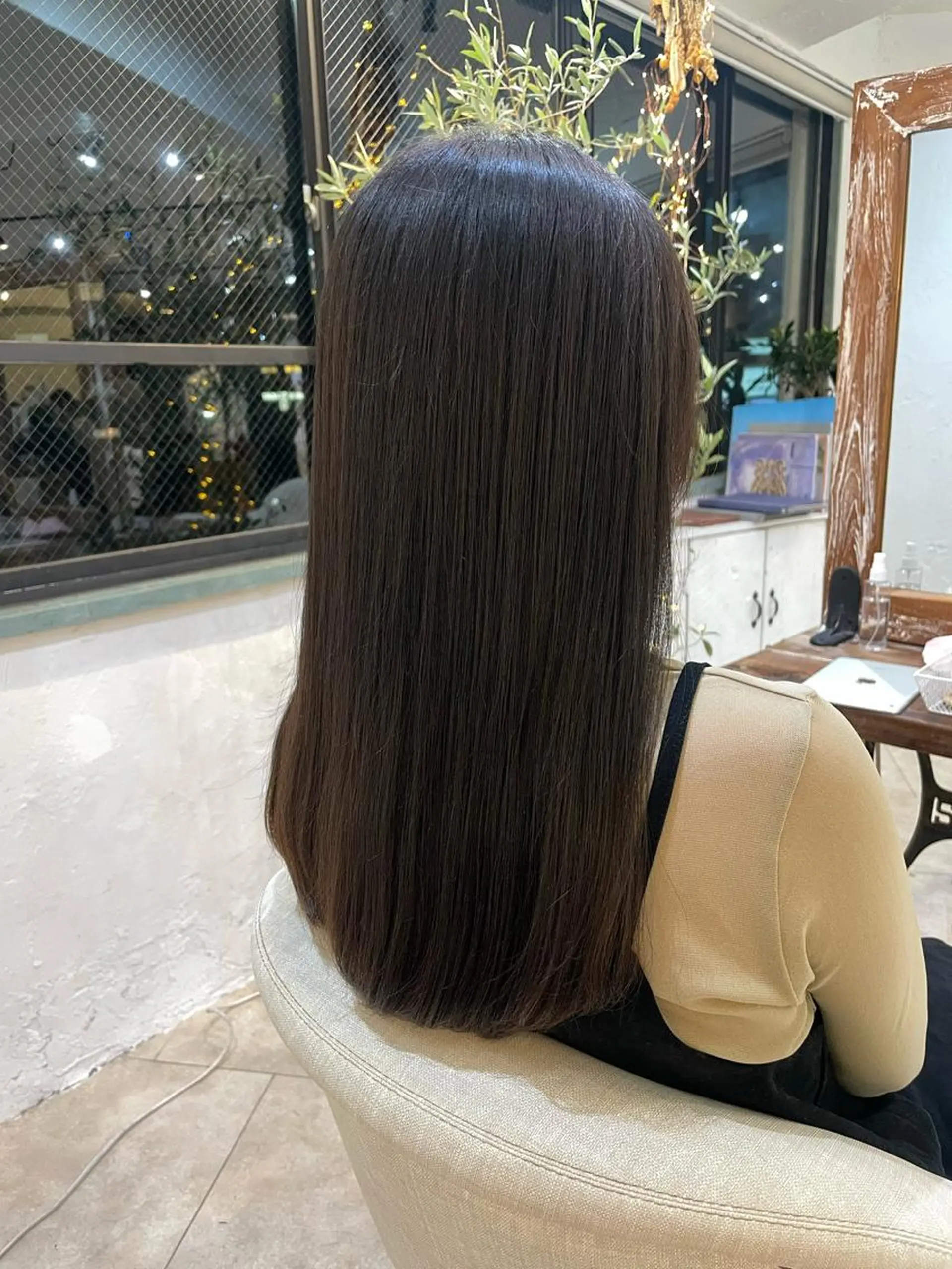 セミロング パーマ 縮毛矯正 あしかが ゆいとのヘアスタイル