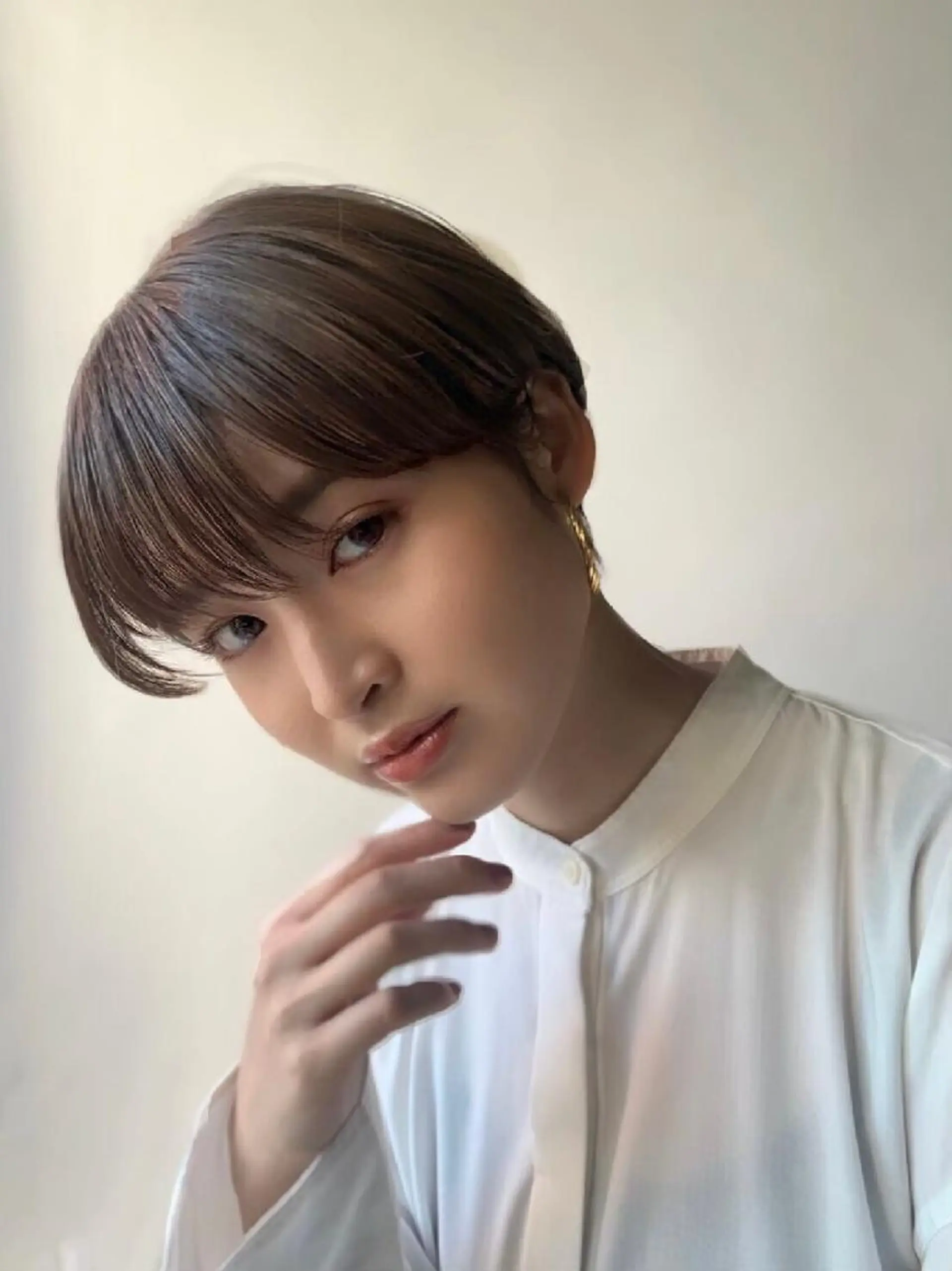 ショート カラー ベージュカラー ブラウンカラー ブラウンベージュ 大川 愛未のヘアスタイル