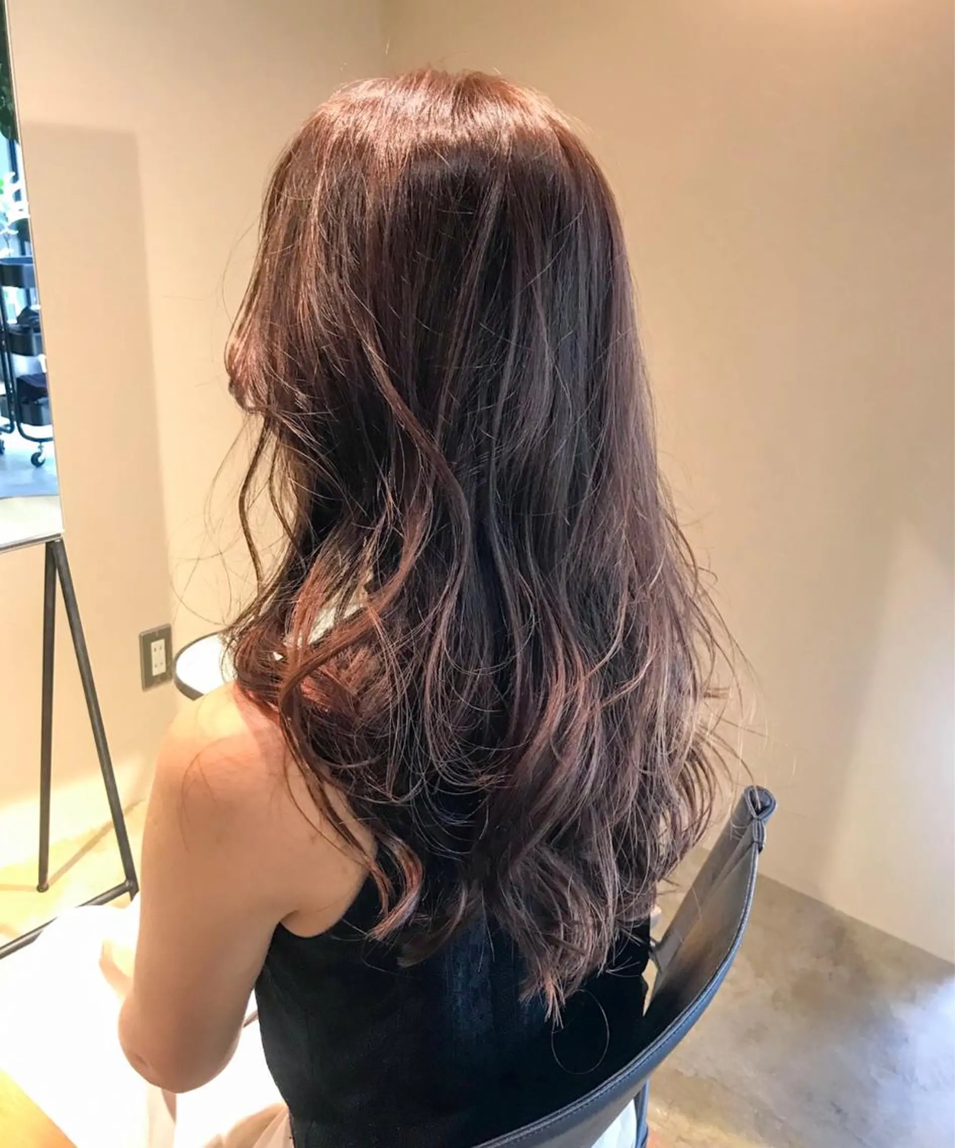 ロング カラー ヘアカラー トリートメント Ｒ HAIR SALON所属・RHAIRSALON 西山梓のヘアスタイル