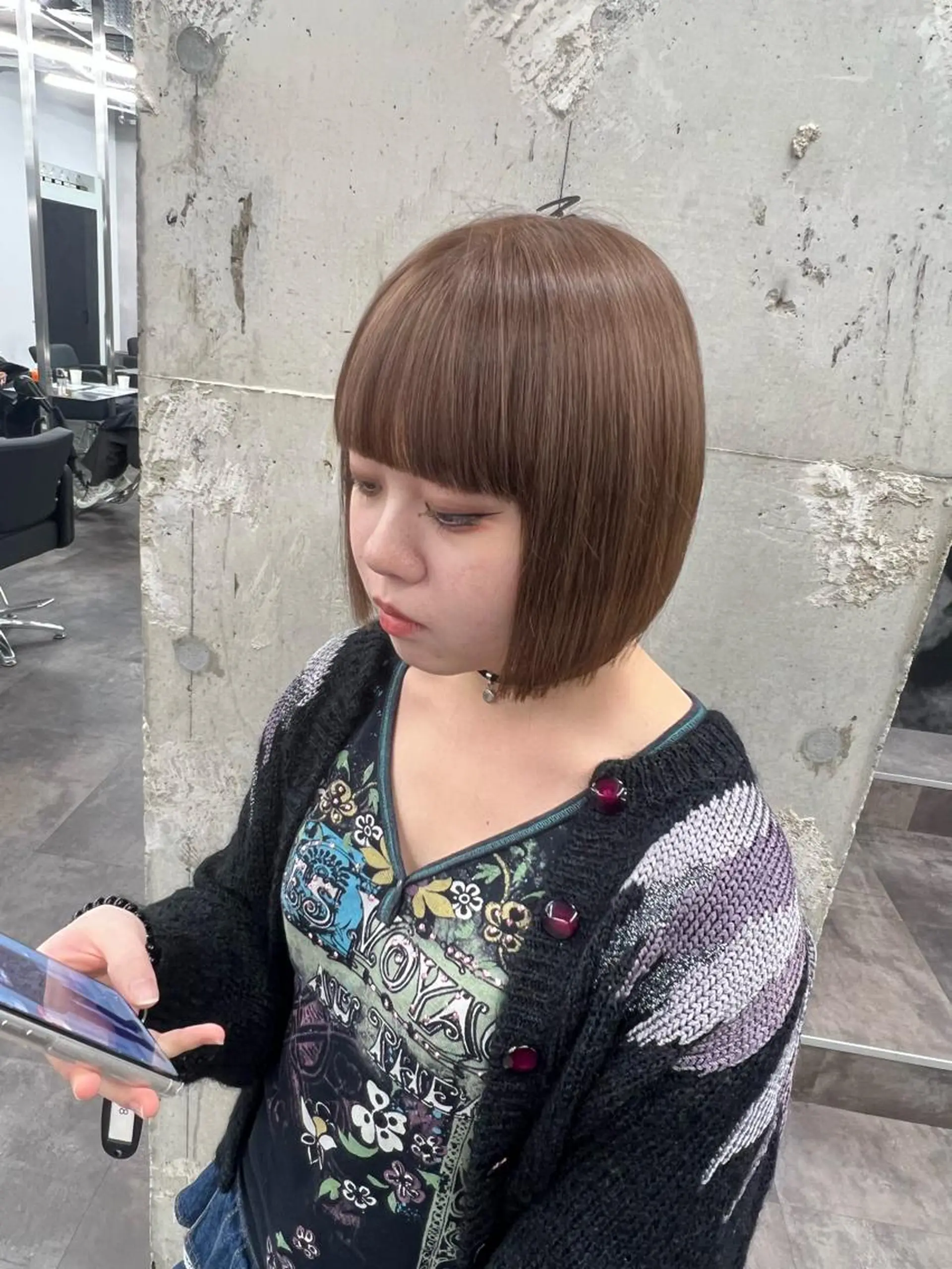 ショート カラー ブリーチ ツートーンカラー je suis heureuse所属・ハイライトカラー 🌀ゆい❣️のヘアスタイル